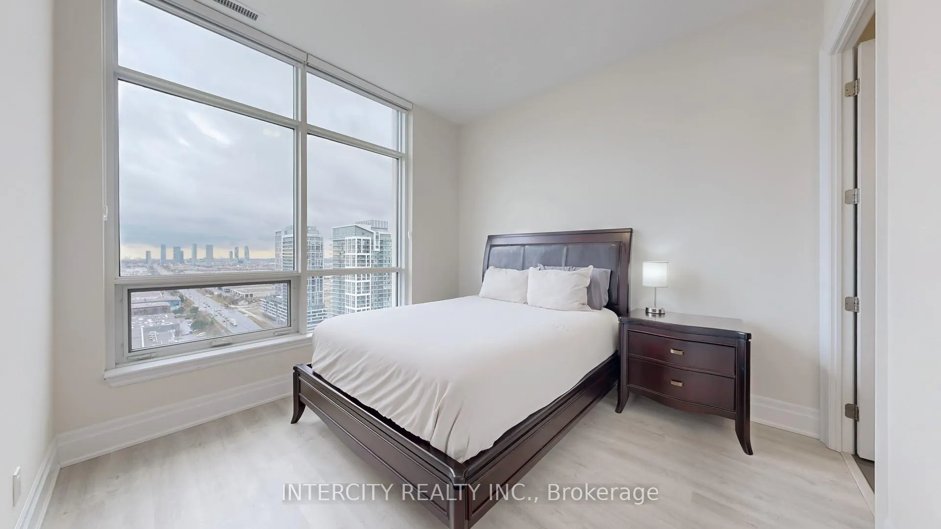 Photo 25 of Unit PH07, 9075 Jane Street, Vaughan, Concord — HOMEH