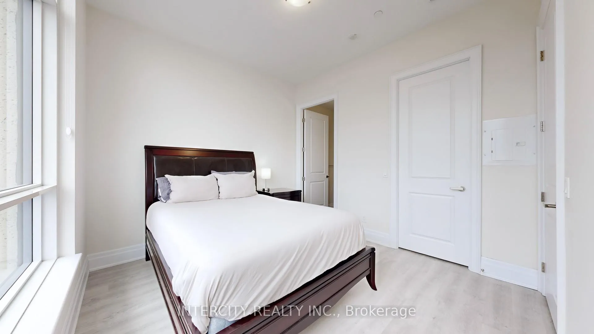 Photo 26 of Unit PH07, 9075 Jane Street, Vaughan, Concord — HOMEH