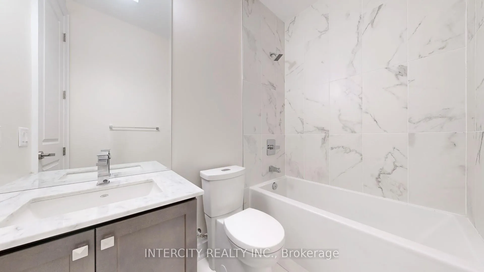 Photo 33 of Unit PH07, 9075 Jane Street, Vaughan, Concord — HOMEH