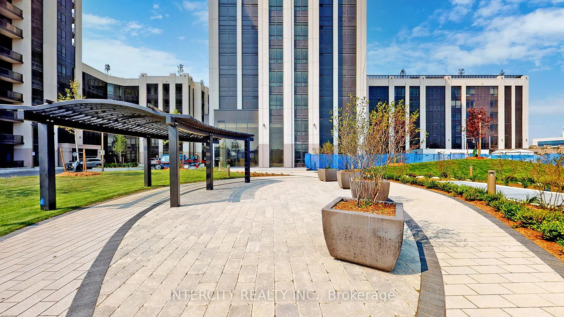 Photo 47 of Unit PH07, 9075 Jane Street, Vaughan, Concord — HOMEH
