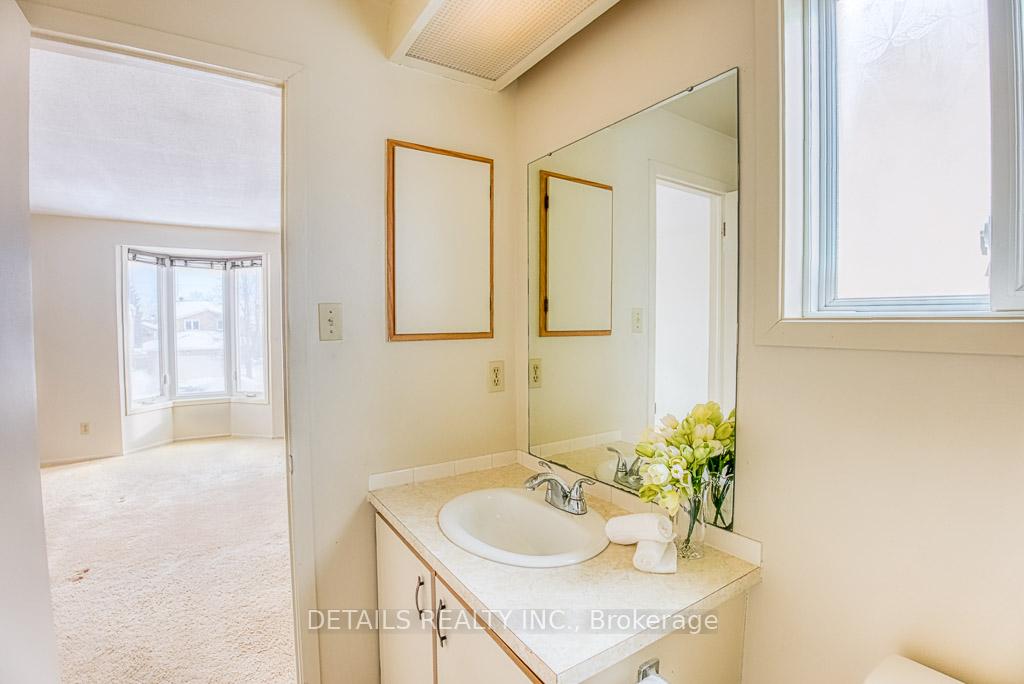 Photo 13 of 419 Viewmount Drive, Ottawa, Borden Farm/Stewart Farm/Carleton Heights/Parkwood Hills — HOMEH