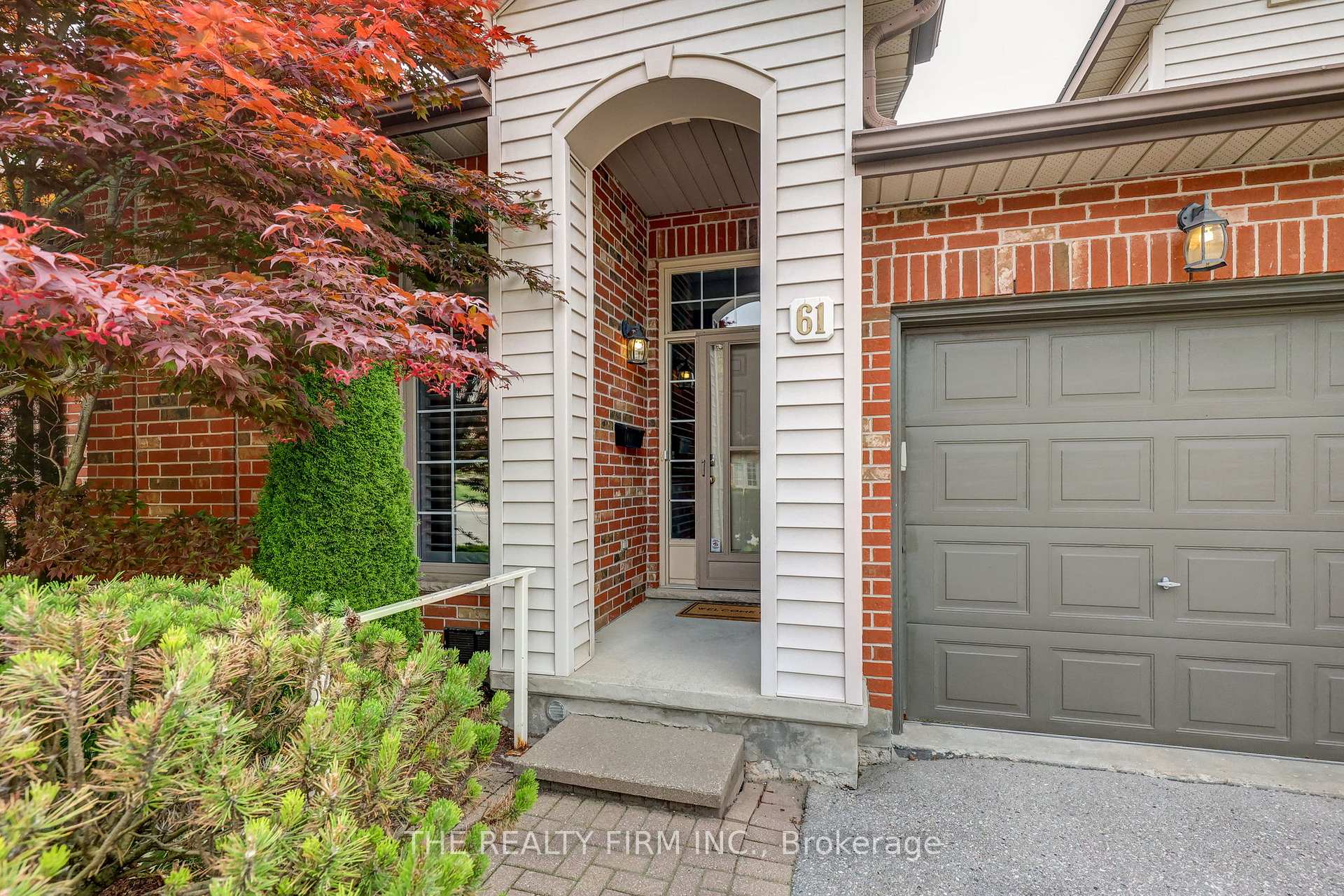 Photo 2 of Unit 61, 1100 Byron Baseline Road, London, South K — HOMEH