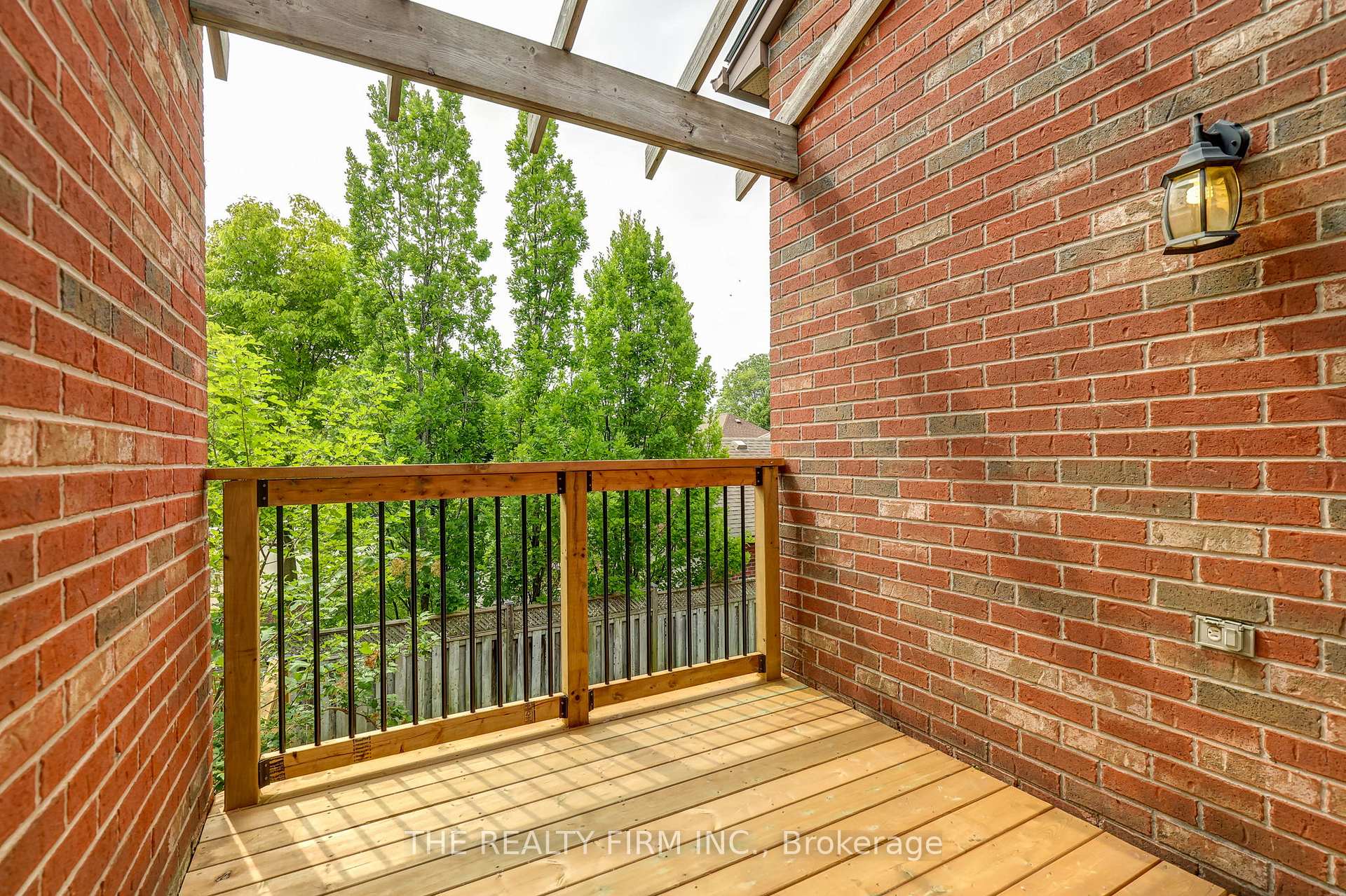 Photo 9 of Unit 61, 1100 Byron Baseline Road, London, South K — HOMEH