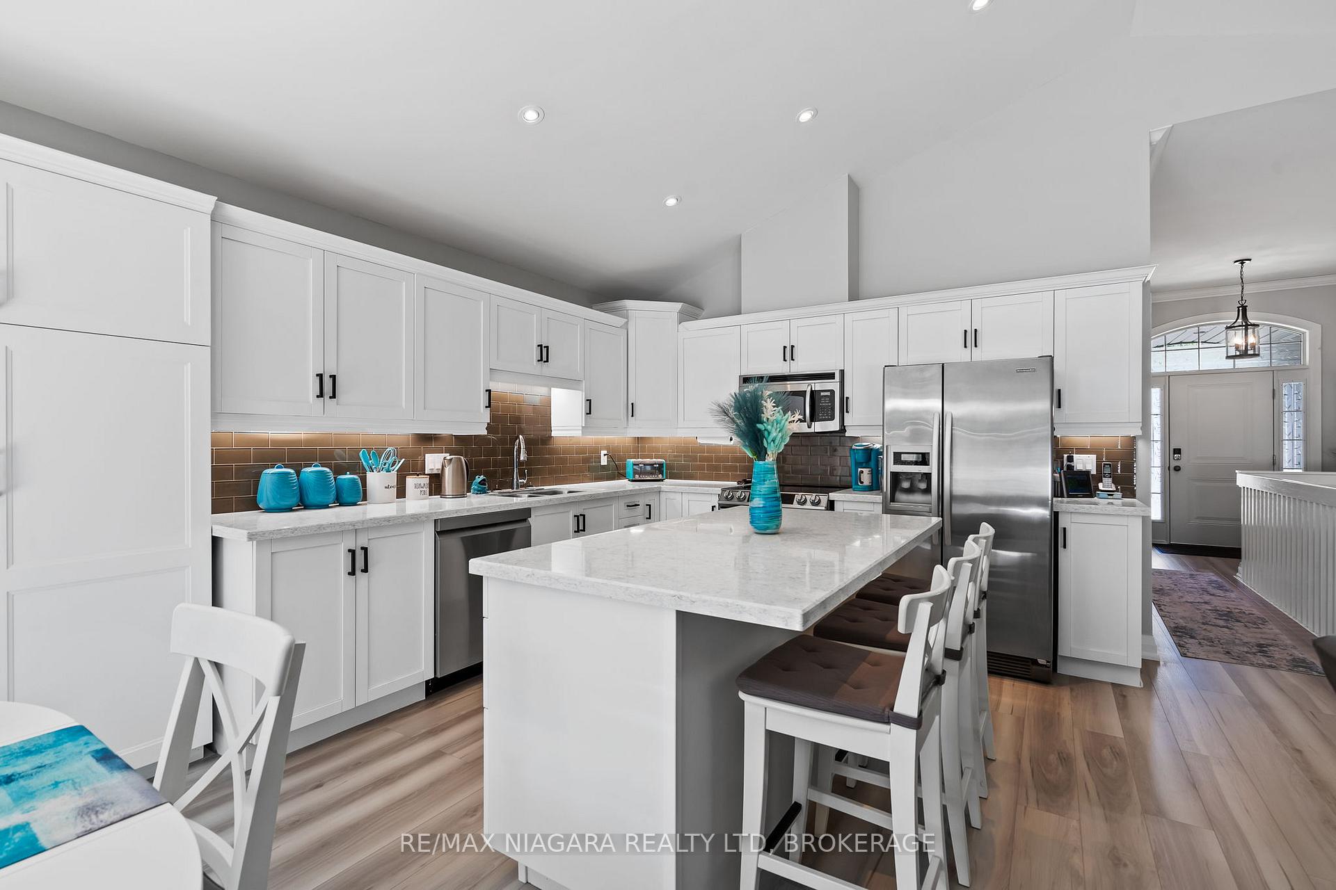 Photo 12 of Unit 35, 7 Gibson Place, St. Catharines, Downtown — HOMEH