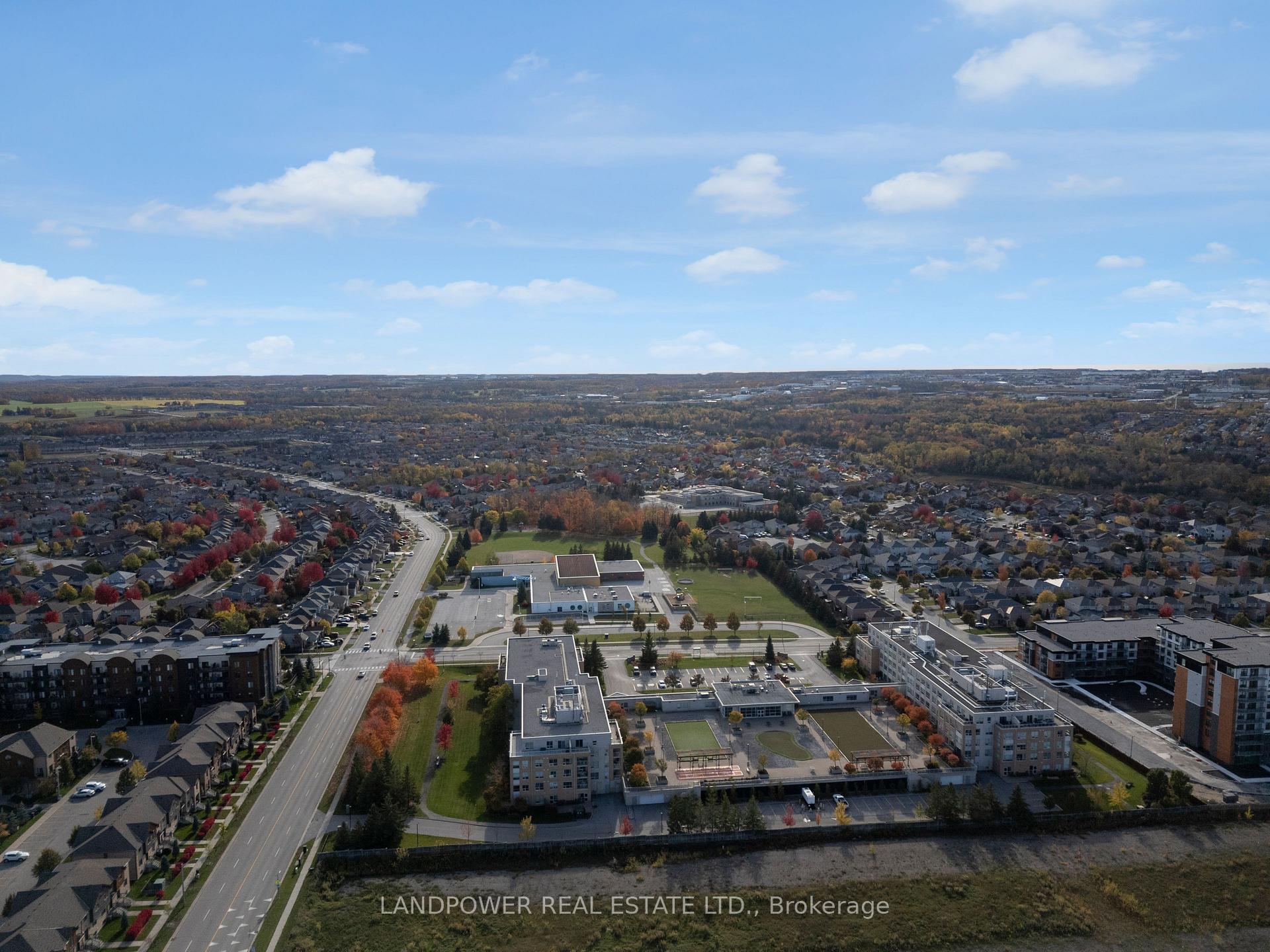 Photo 5 of Unit PH719, 681 Yonge Street, Barrie, Painswick South — HOMEH