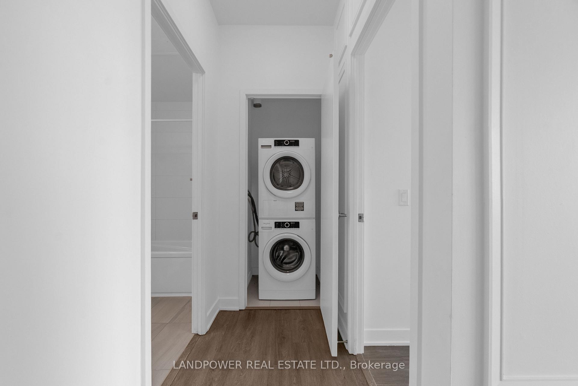 Photo 11 of Unit PH719, 681 Yonge Street, Barrie, Painswick South — HOMEH