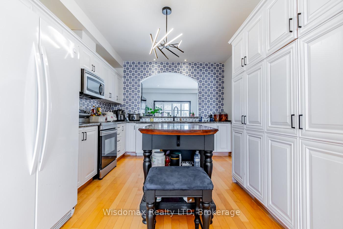 Photo 17 of Unit 5, 31 Sunvale Place N, Hamilton, Stoney Creek — HOMEH