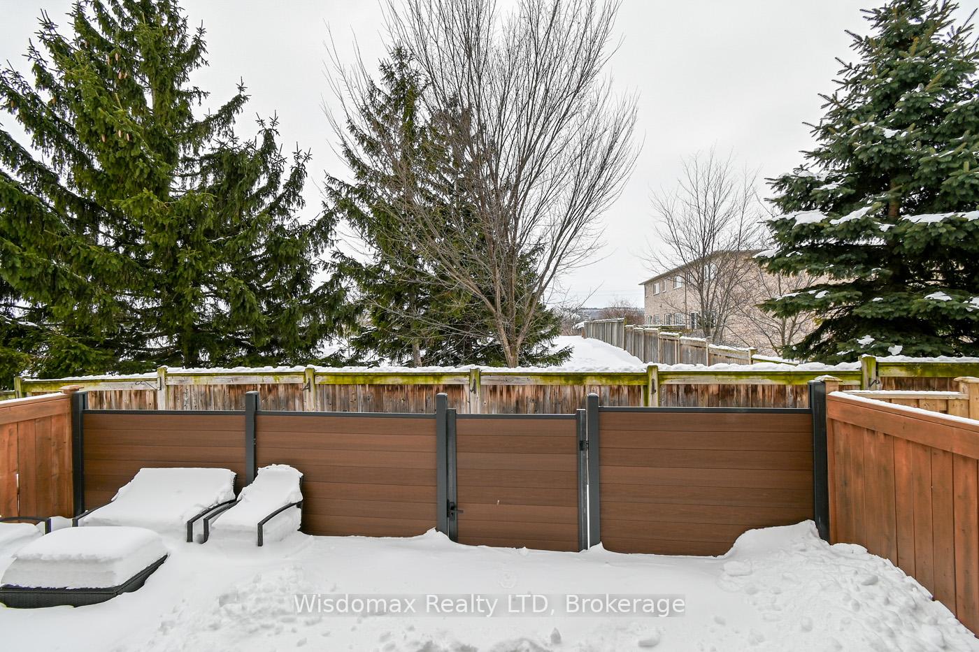 Photo 43 of Unit 5, 31 Sunvale Place N, Hamilton, Stoney Creek — HOMEH