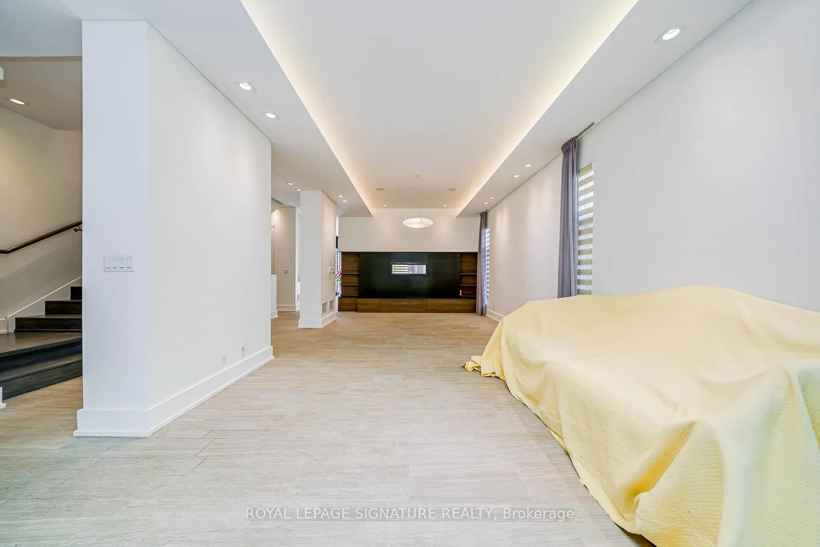 Photo 6 of 50 Page Avenue, North York, Bayview Village — HOMEH