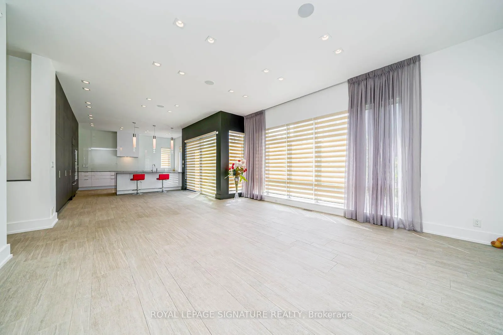 Photo 8 of 50 Page Avenue, North York, Bayview Village — HOMEH