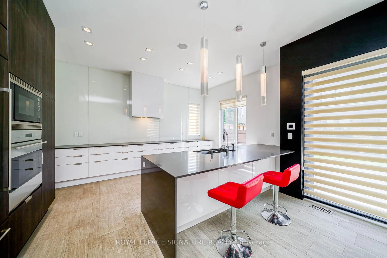 Photo 10 of 50 Page Avenue, North York, Bayview Village — HOMEH