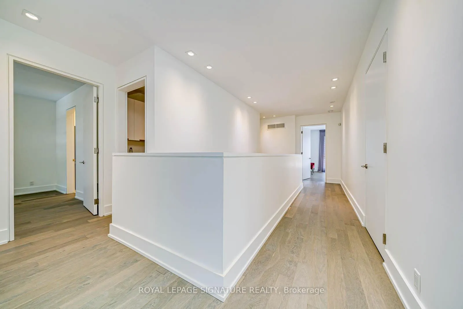 Photo 12 of 50 Page Avenue, North York, Bayview Village — HOMEH