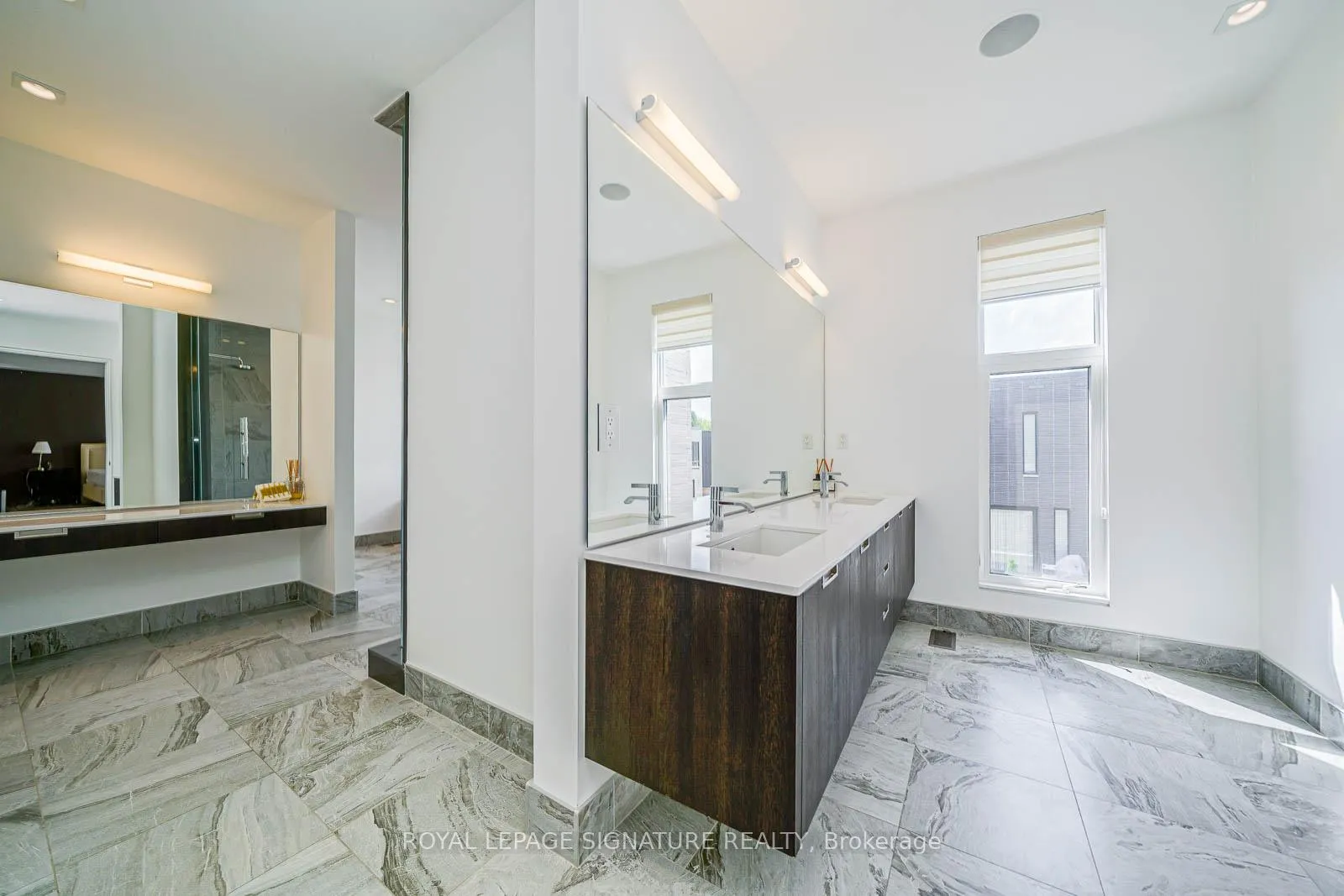 Photo 15 of 50 Page Avenue, North York, Bayview Village — HOMEH