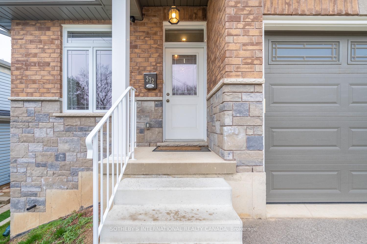 Photo 2 of 372 Nelson Street, Brantford — HOMEH