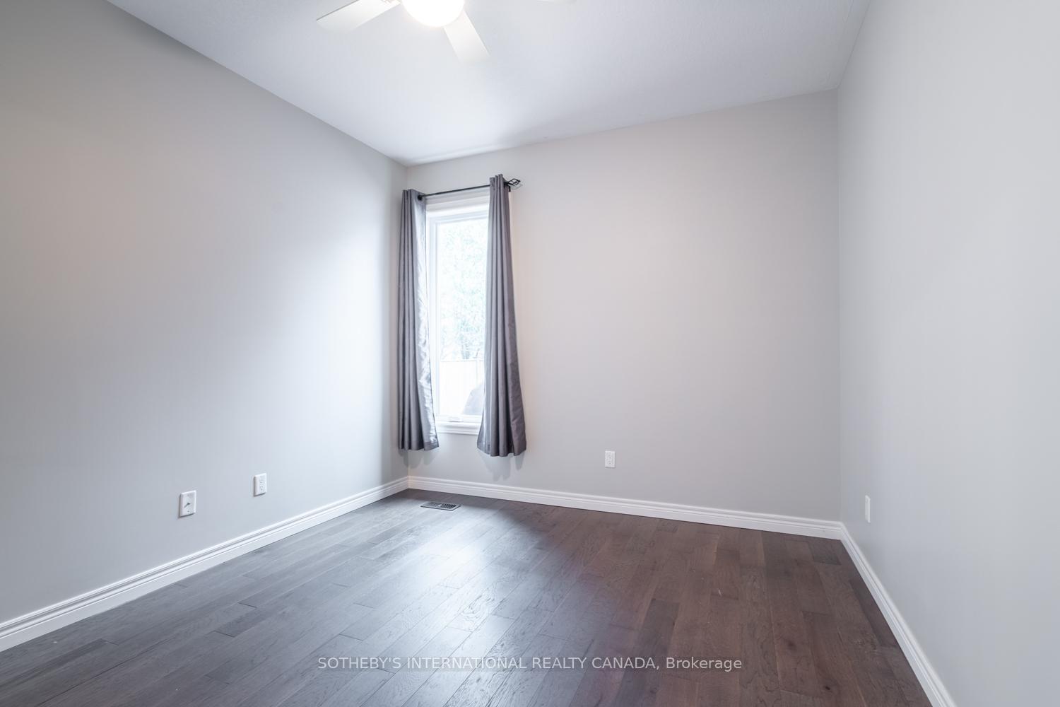 Photo 16 of 372 Nelson Street, Brantford — HOMEH