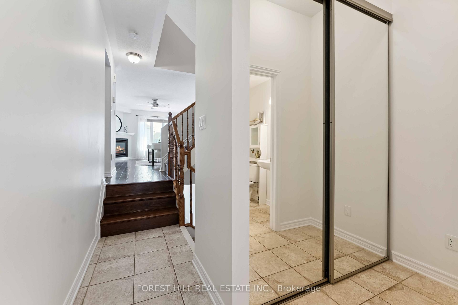 Photo 4 of 510 Temiskaming Crescent, Ottawa, Barrhaven - Strandherd — HOMEH