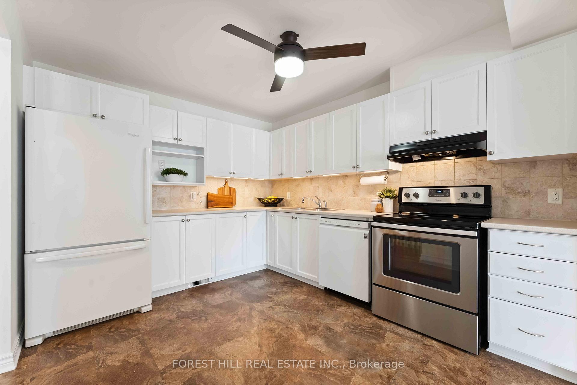 Photo 10 of 510 Temiskaming Crescent, Ottawa, Barrhaven - Strandherd — HOMEH