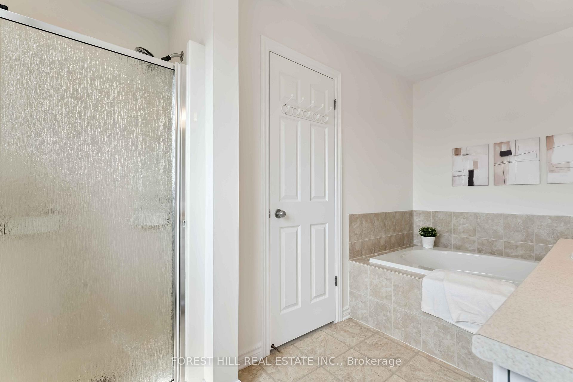 Photo 20 of 510 Temiskaming Crescent, Ottawa, Barrhaven - Strandherd — HOMEH