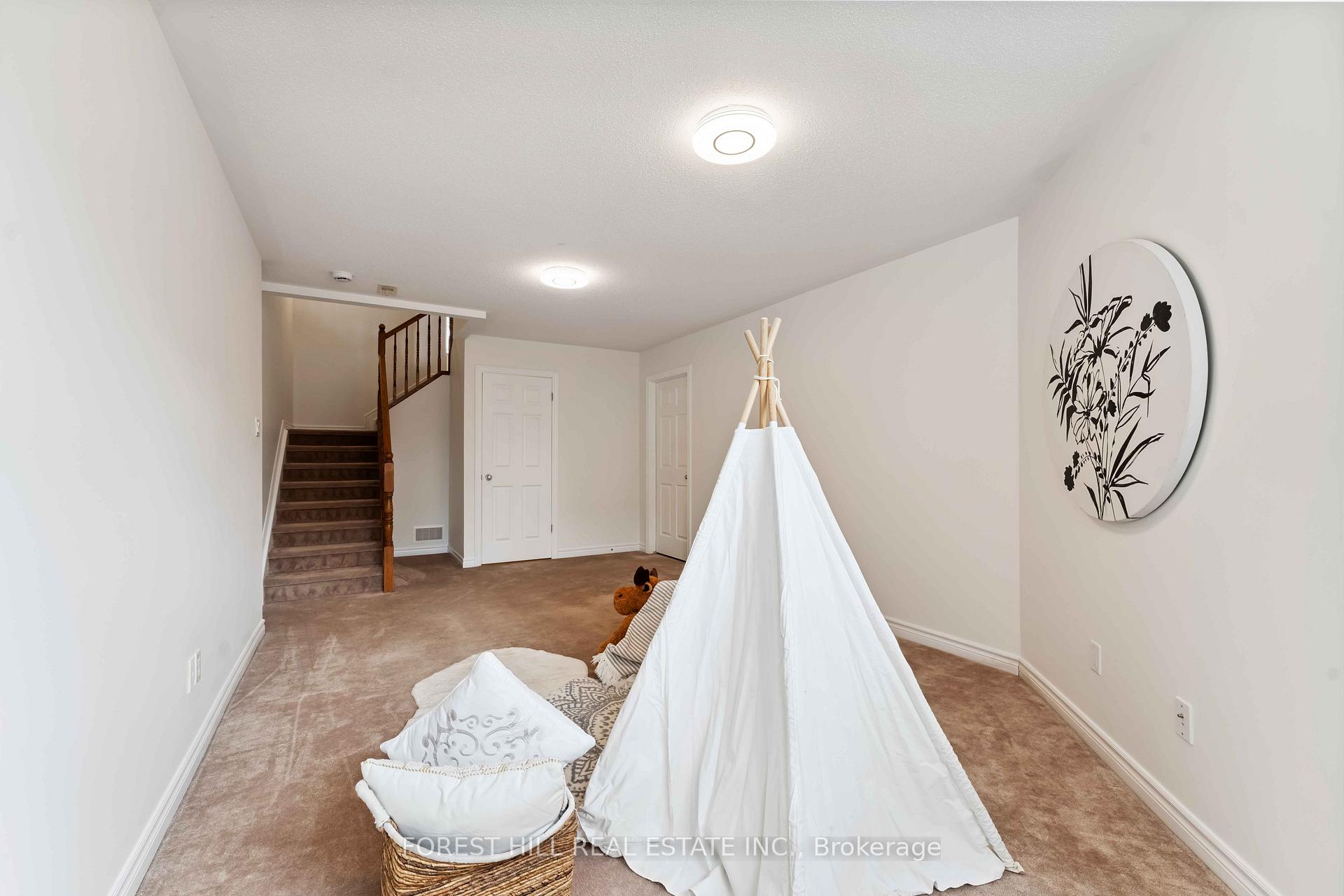 Photo 32 of 510 Temiskaming Crescent, Ottawa, Barrhaven - Strandherd — HOMEH