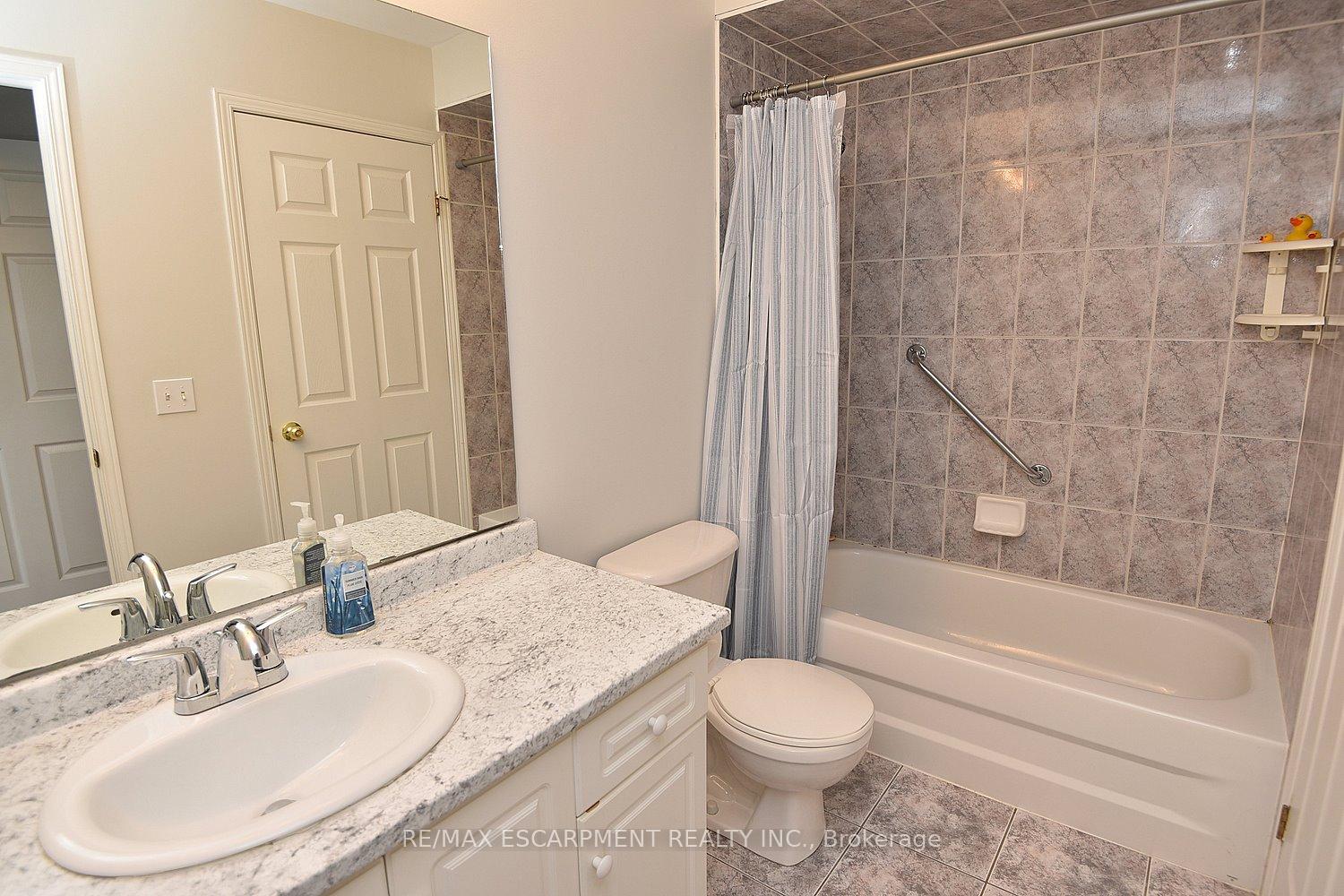 Photo 64 of Unit 5, 174 Highbury Drive, Hamilton, Stoney Creek Mountain — HOMEH