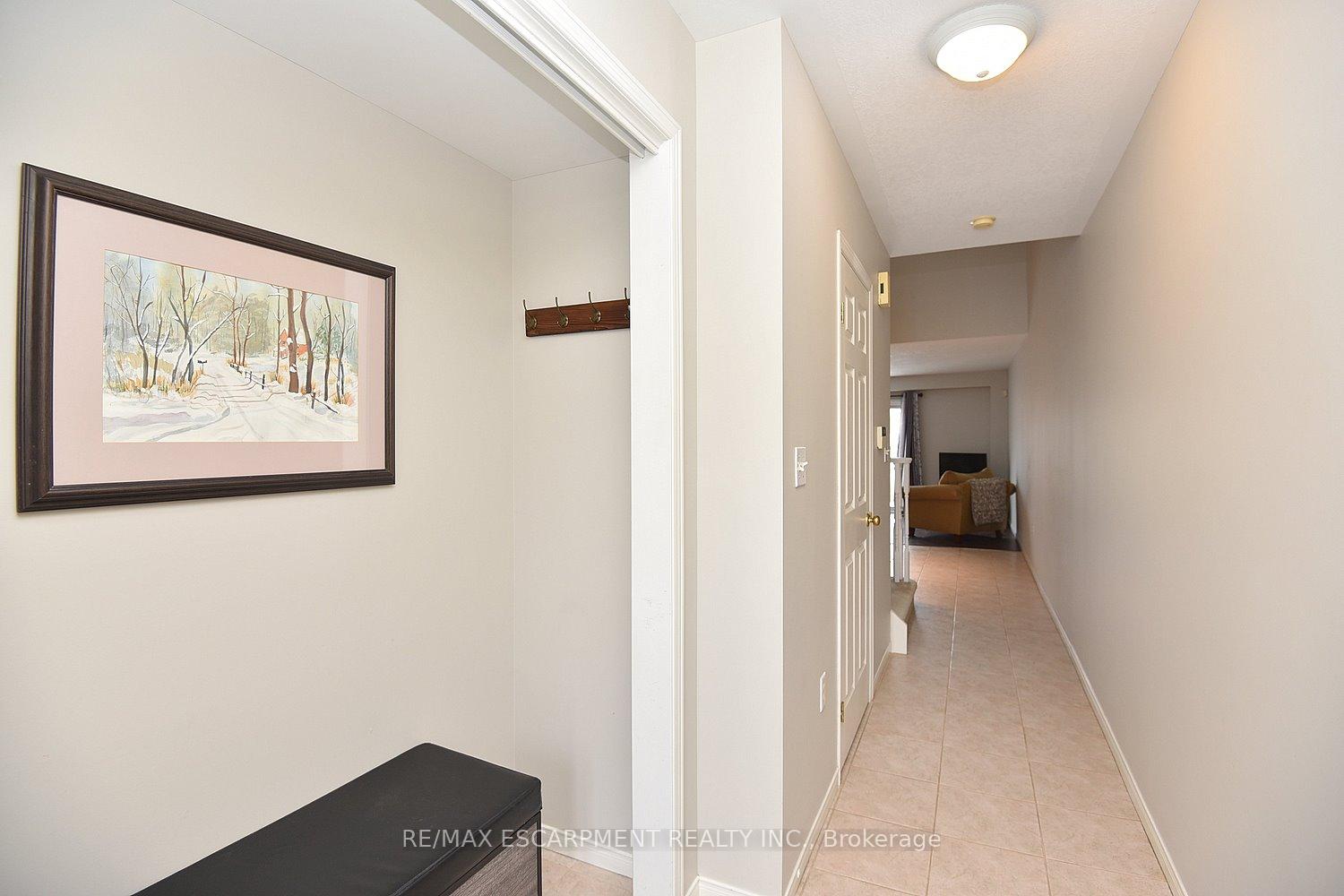 Photo 23 of Unit 5, 174 Highbury Drive, Hamilton, Stoney Creek Mountain — HOMEH