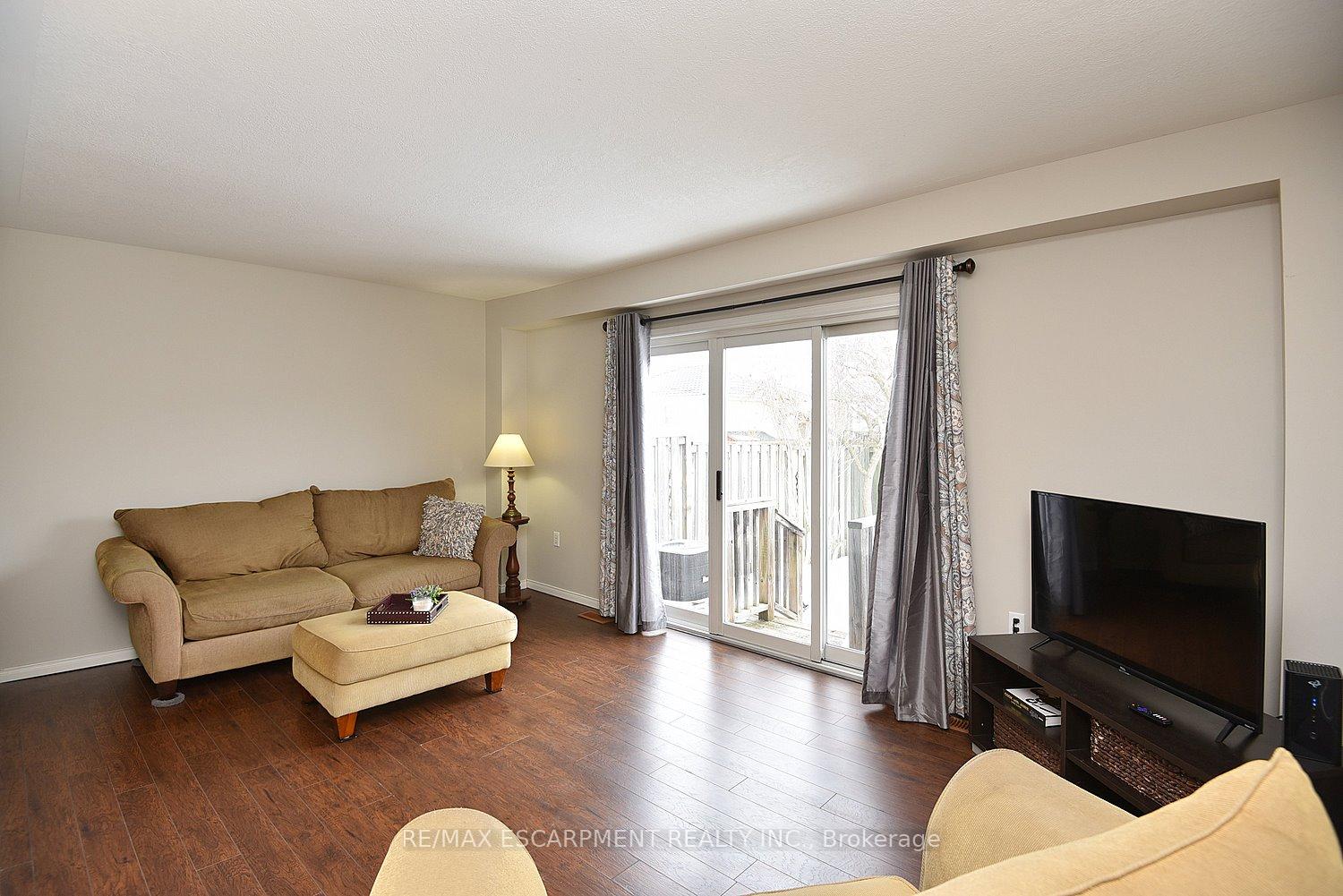 Photo 28 of Unit 5, 174 Highbury Drive, Hamilton, Stoney Creek Mountain — HOMEH