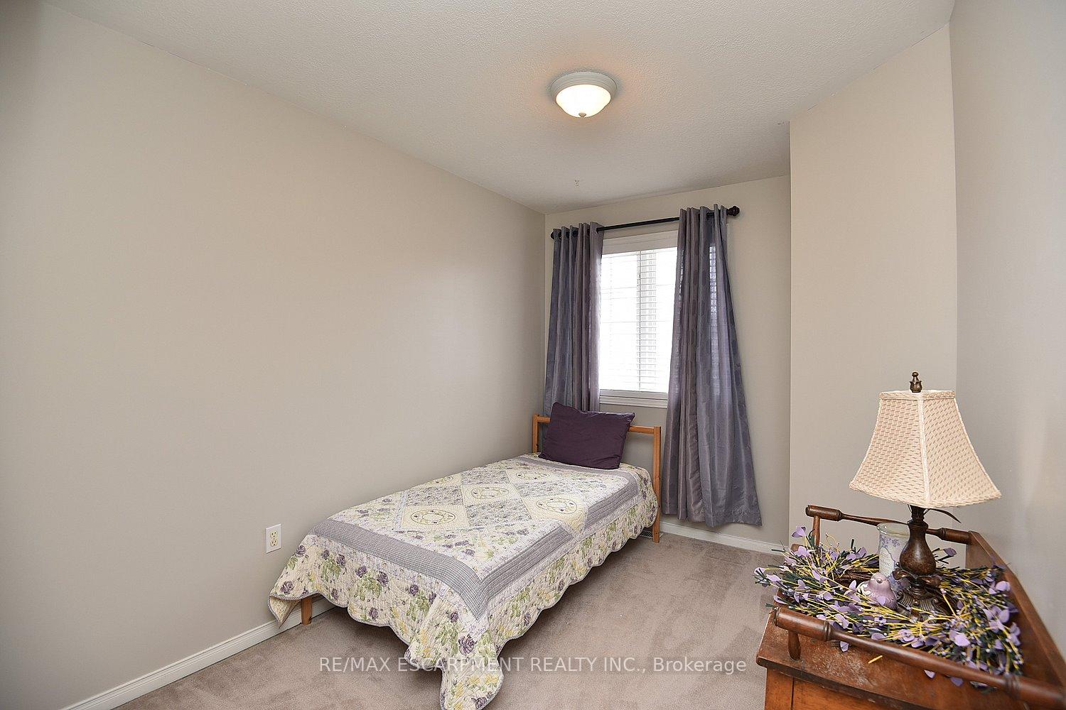 Photo 44 of Unit 5, 174 Highbury Drive, Hamilton, Stoney Creek Mountain — HOMEH