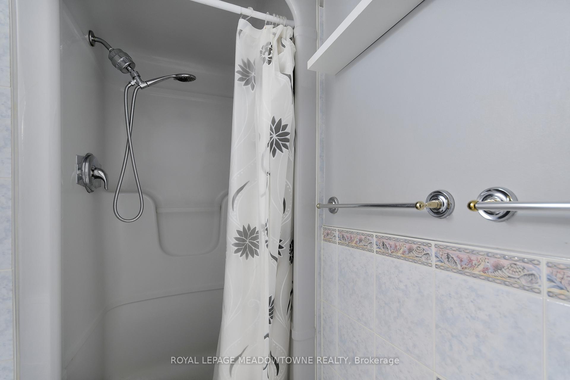 Photo 27 of Unit 34, 800 Upper Paradise Road, Hamilton, Gurnett — HOMEH