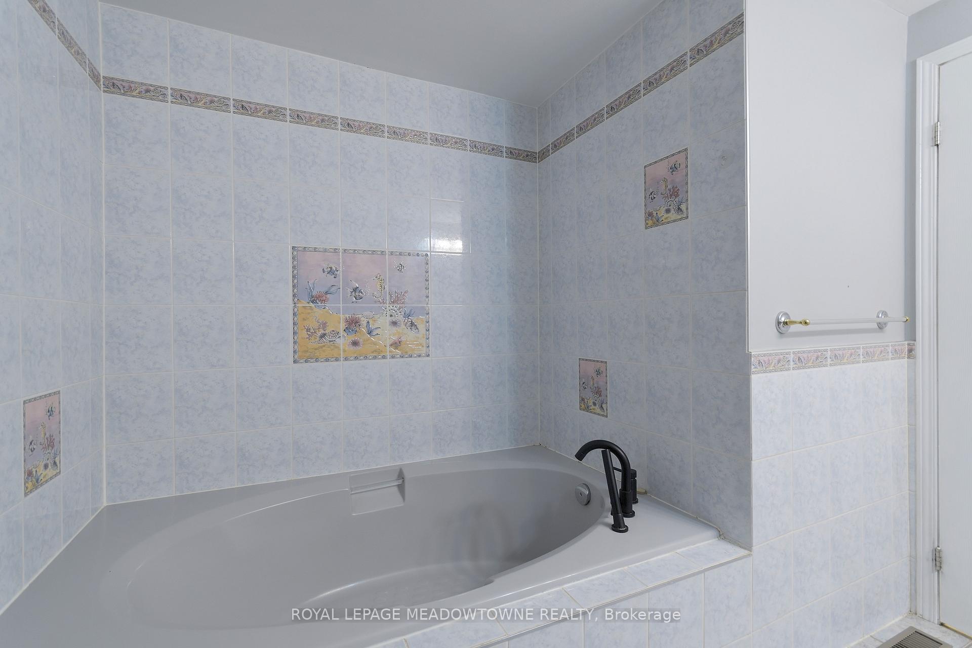 Photo 28 of Unit 34, 800 Upper Paradise Road, Hamilton, Gurnett — HOMEH
