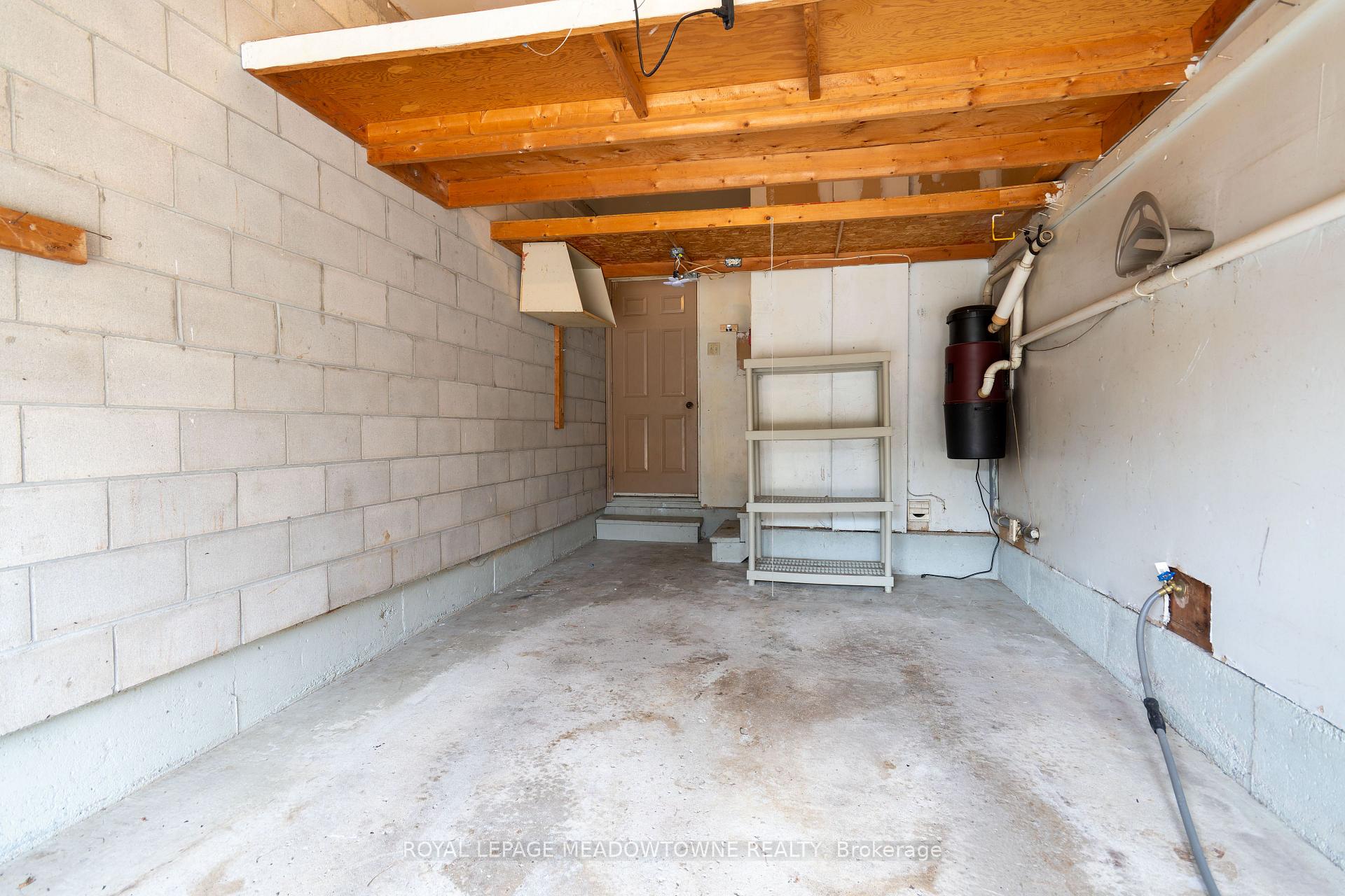 Photo 38 of Unit 34, 800 Upper Paradise Road, Hamilton, Gurnett — HOMEH