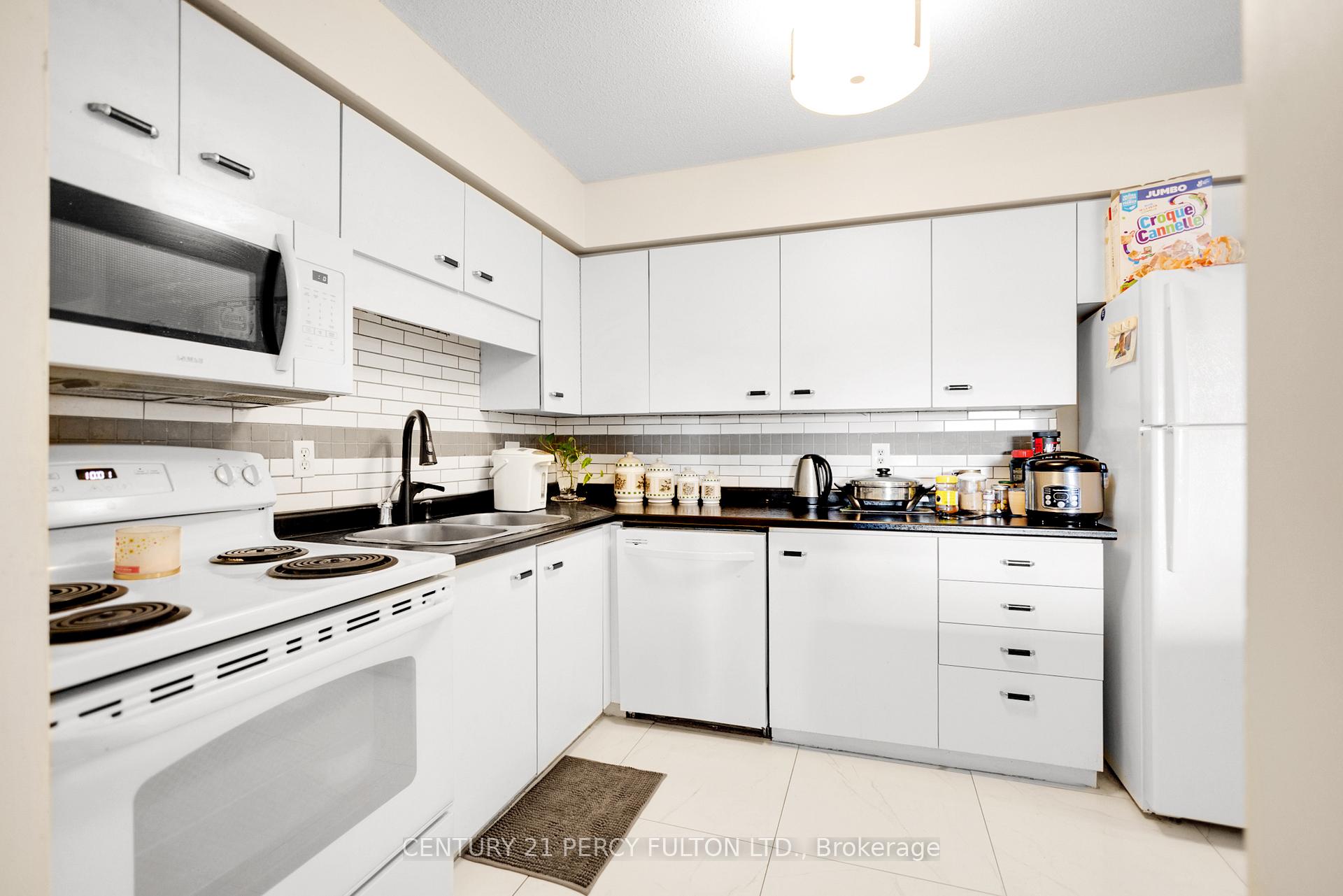 Photo 7 of Unit 56, 3085 Kingsway Drive, Kitchener — HOMEH