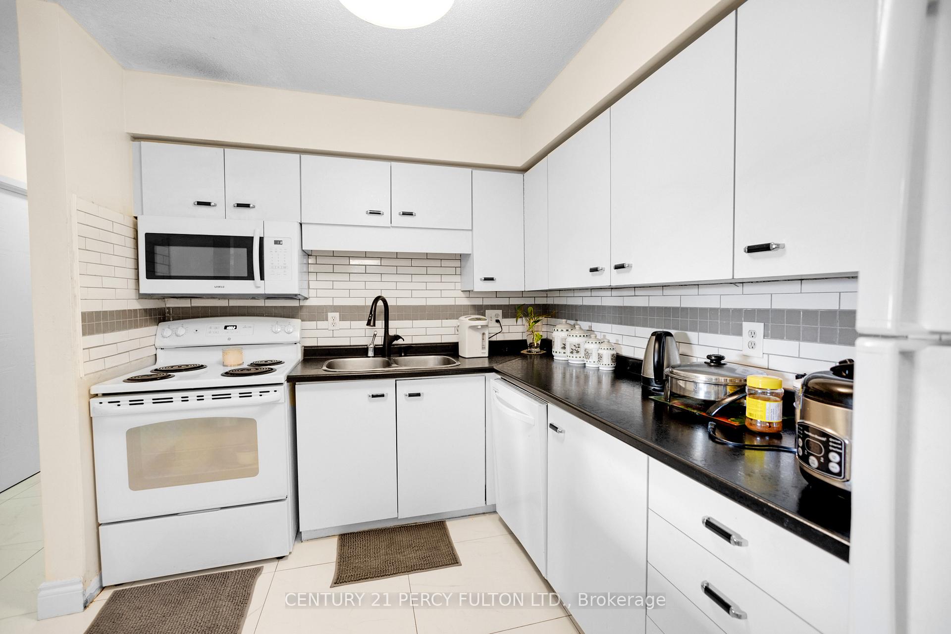 Photo 9 of Unit 56, 3085 Kingsway Drive, Kitchener — HOMEH