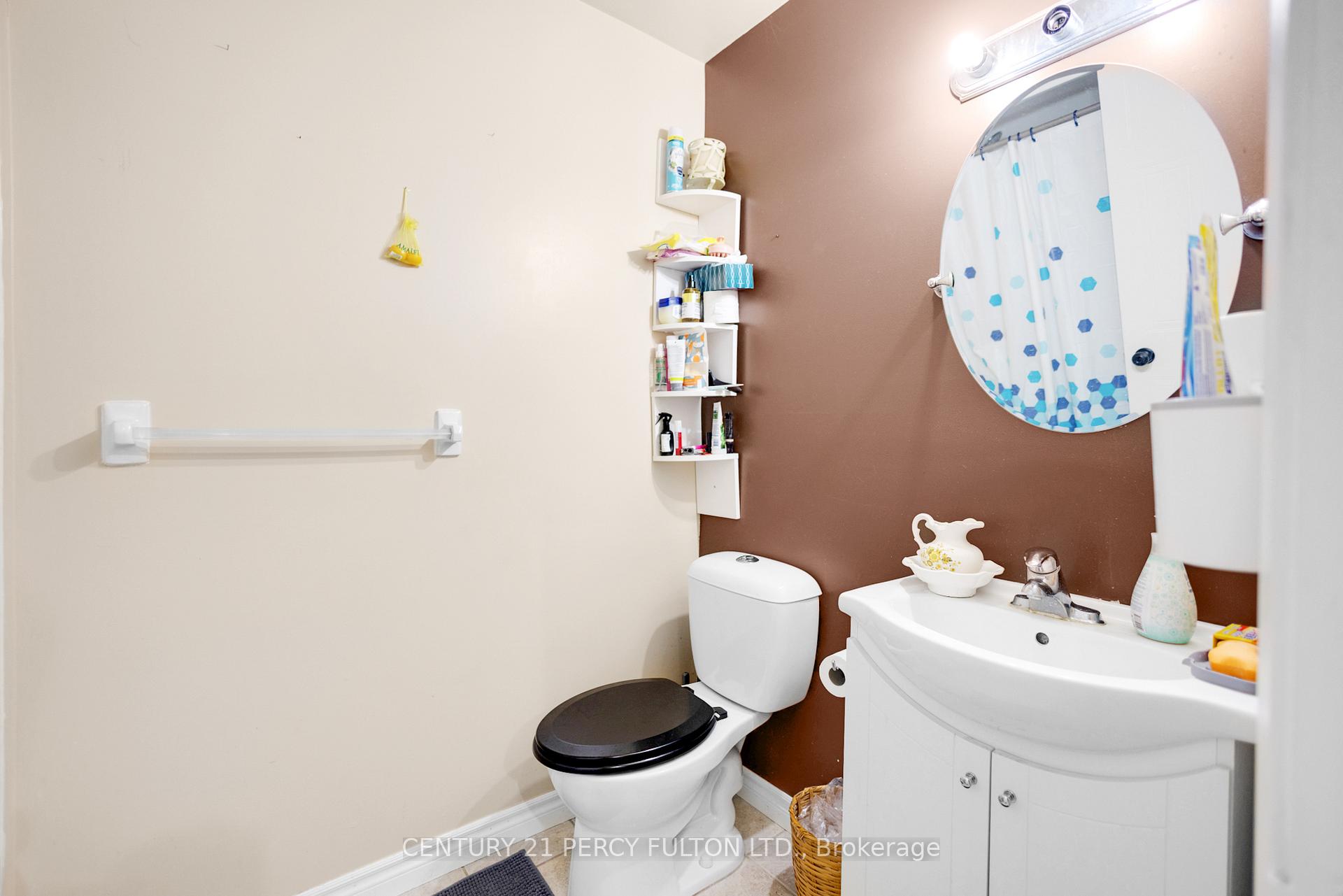 Photo 19 of Unit 56, 3085 Kingsway Drive, Kitchener — HOMEH