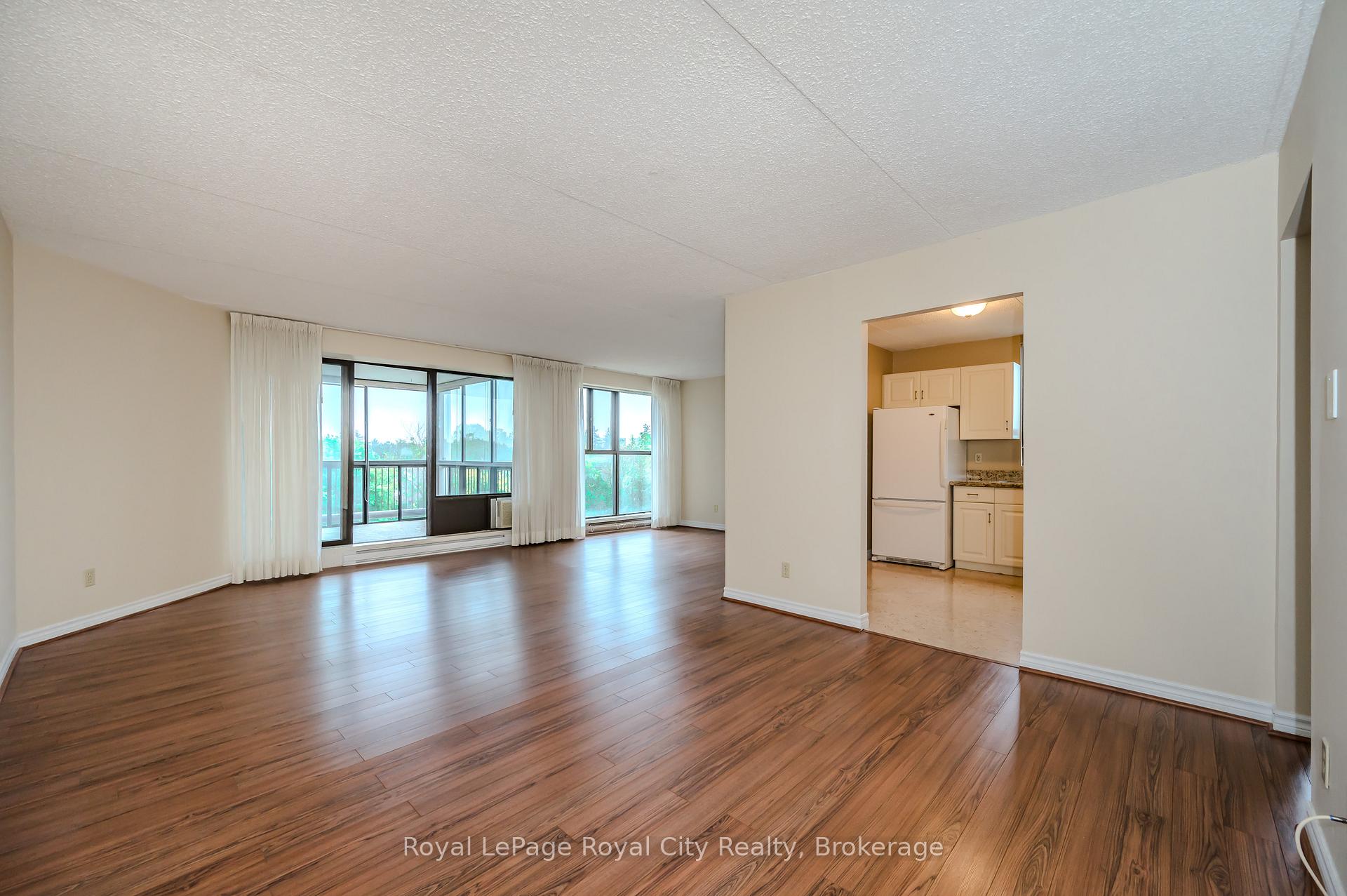 Photo 4 of Unit 608, 22 Marilyn Drive, Guelph, Riverside Park — HOMEH