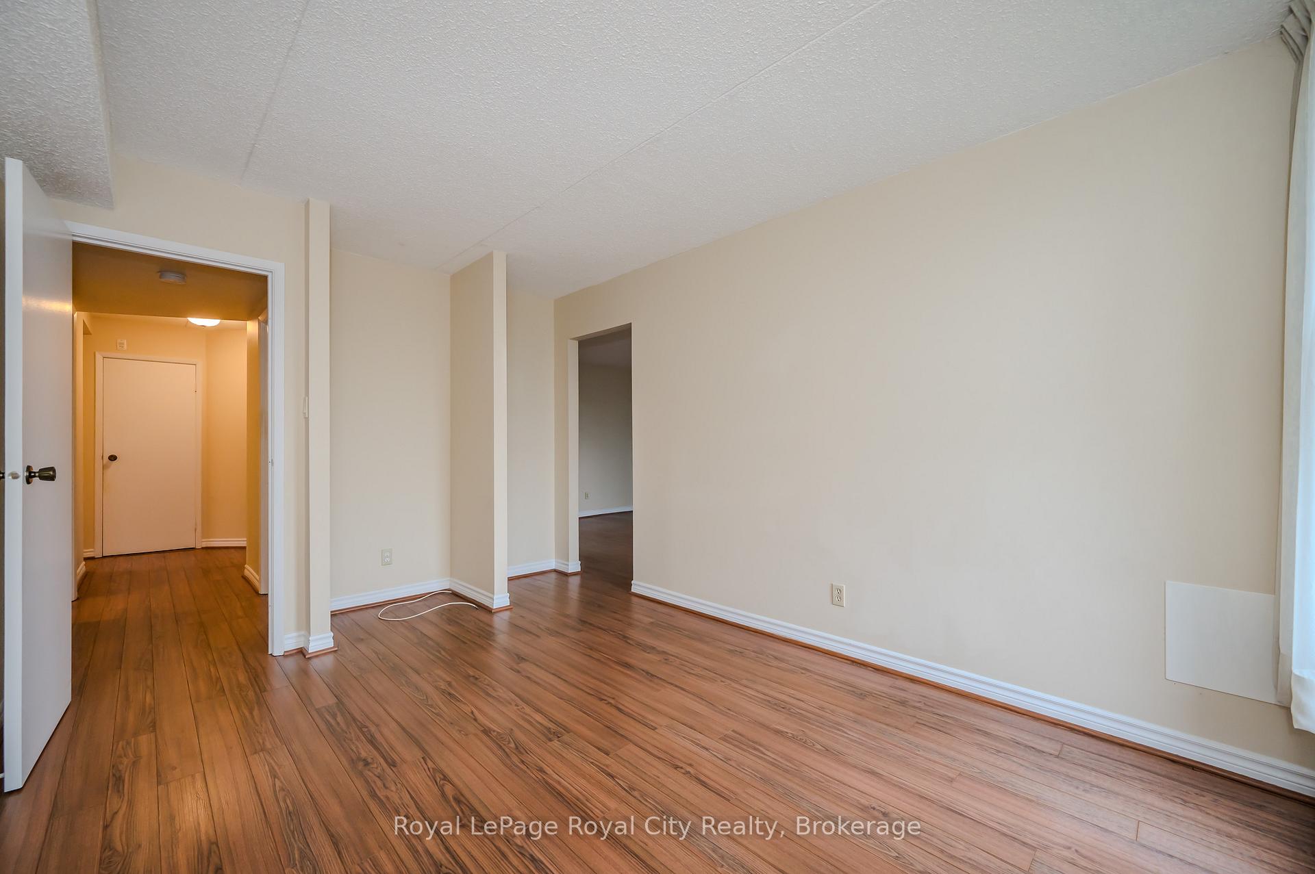 Photo 17 of Unit 608, 22 Marilyn Drive, Guelph, Riverside Park — HOMEH