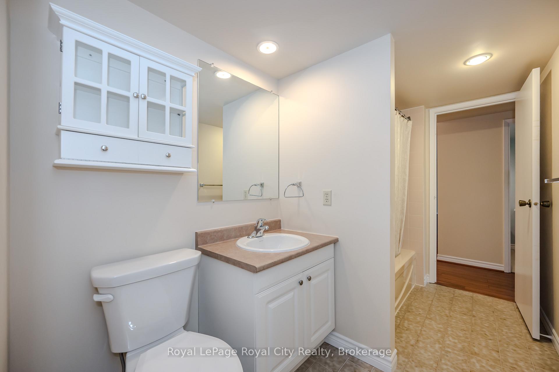 Photo 24 of Unit 608, 22 Marilyn Drive, Guelph, Riverside Park — HOMEH