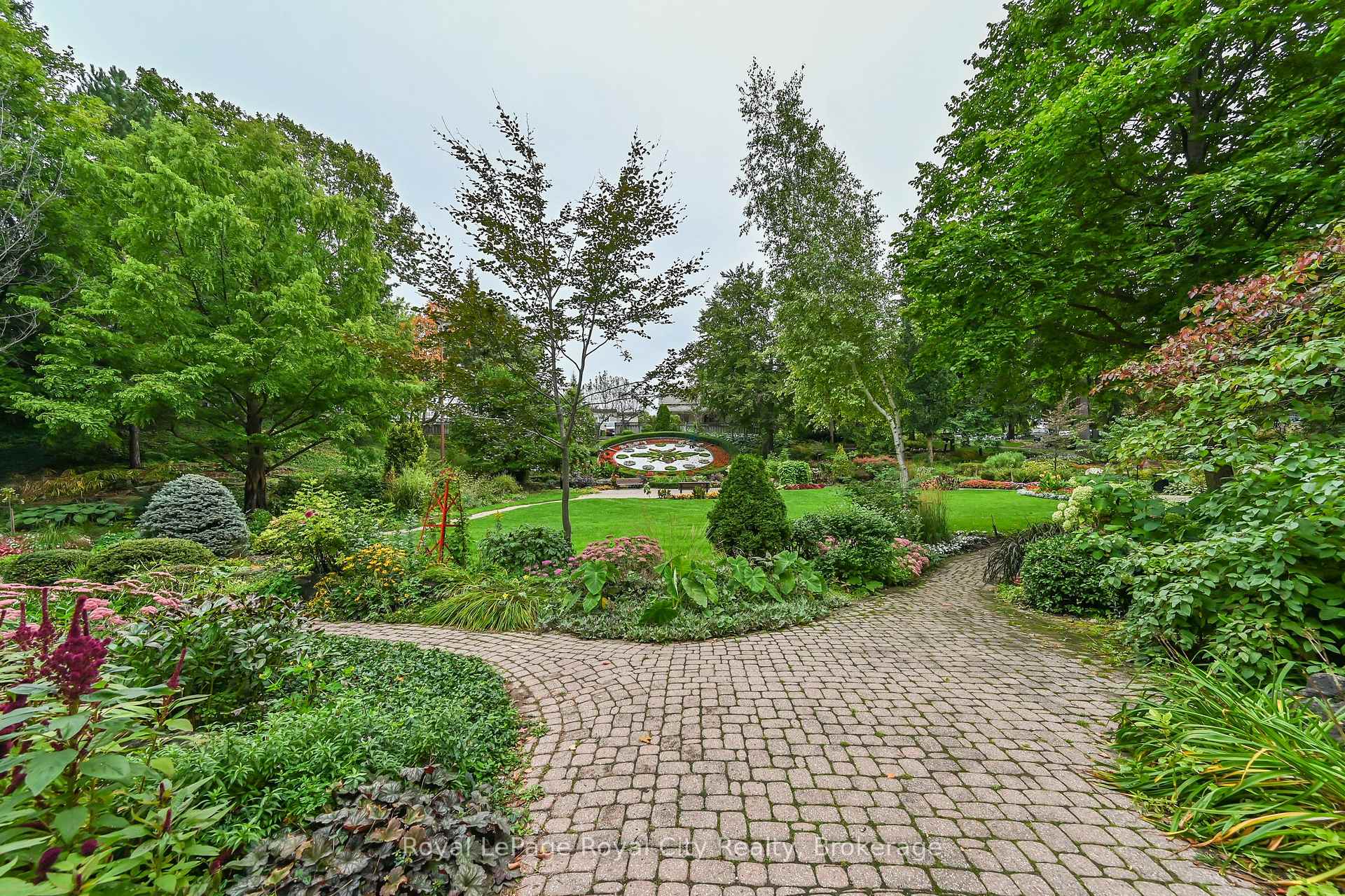 Photo 40 of Unit 608, 22 Marilyn Drive, Guelph, Riverside Park — HOMEH