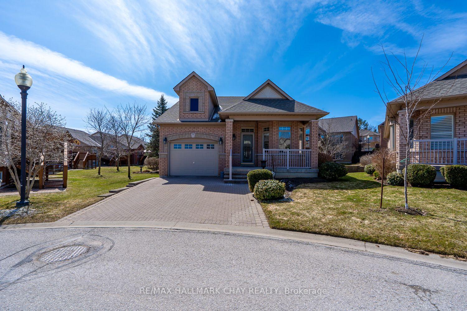 Photo 1 of 22 Artisan Lane, New Tecumseth, Alliston — HOMEH