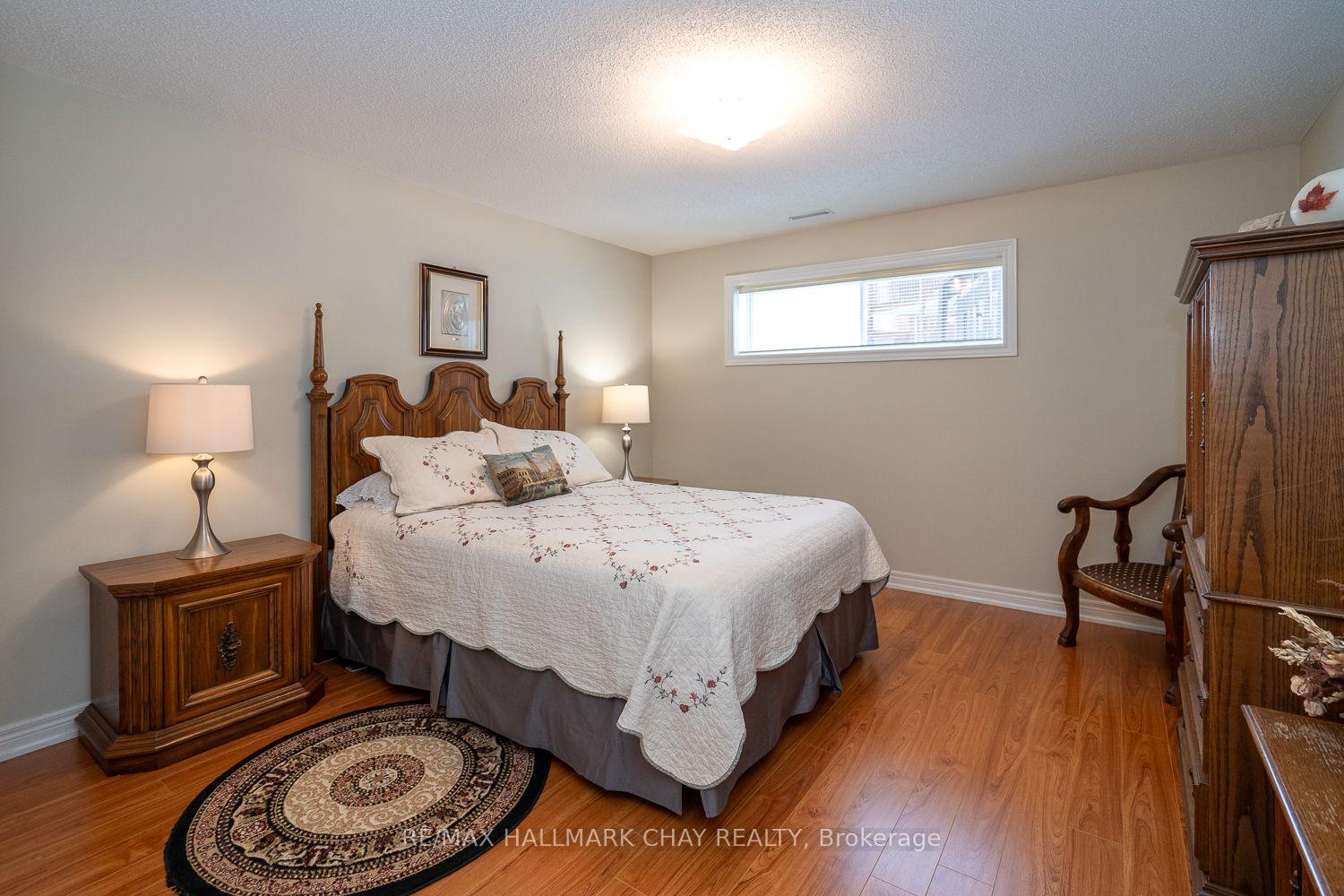 Photo 35 of 22 Artisan Lane, New Tecumseth, Alliston — HOMEH