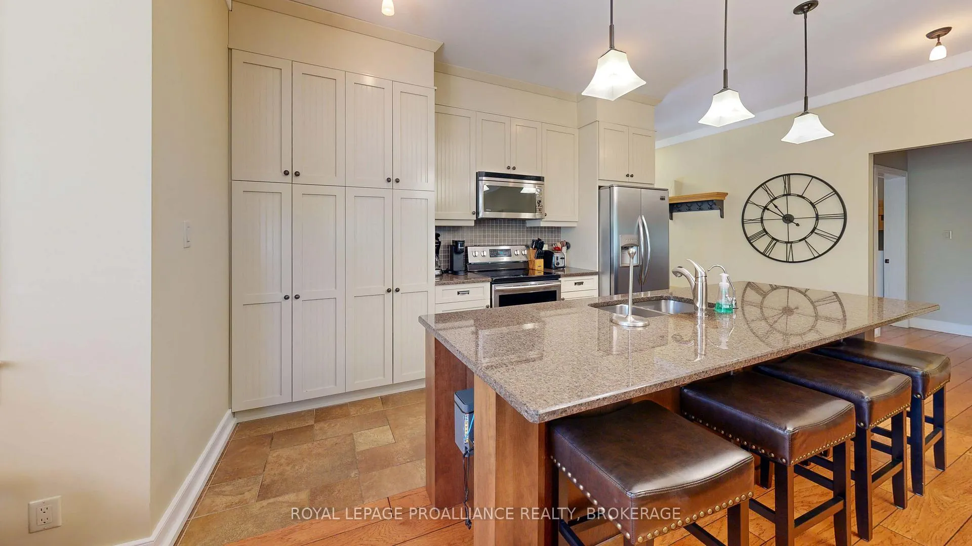 Photo 9 of Unit 12-4, 532 10th Concession Road, Rideau Lakes, Rideau Lakes (North Crosby) Twp — HOMEH