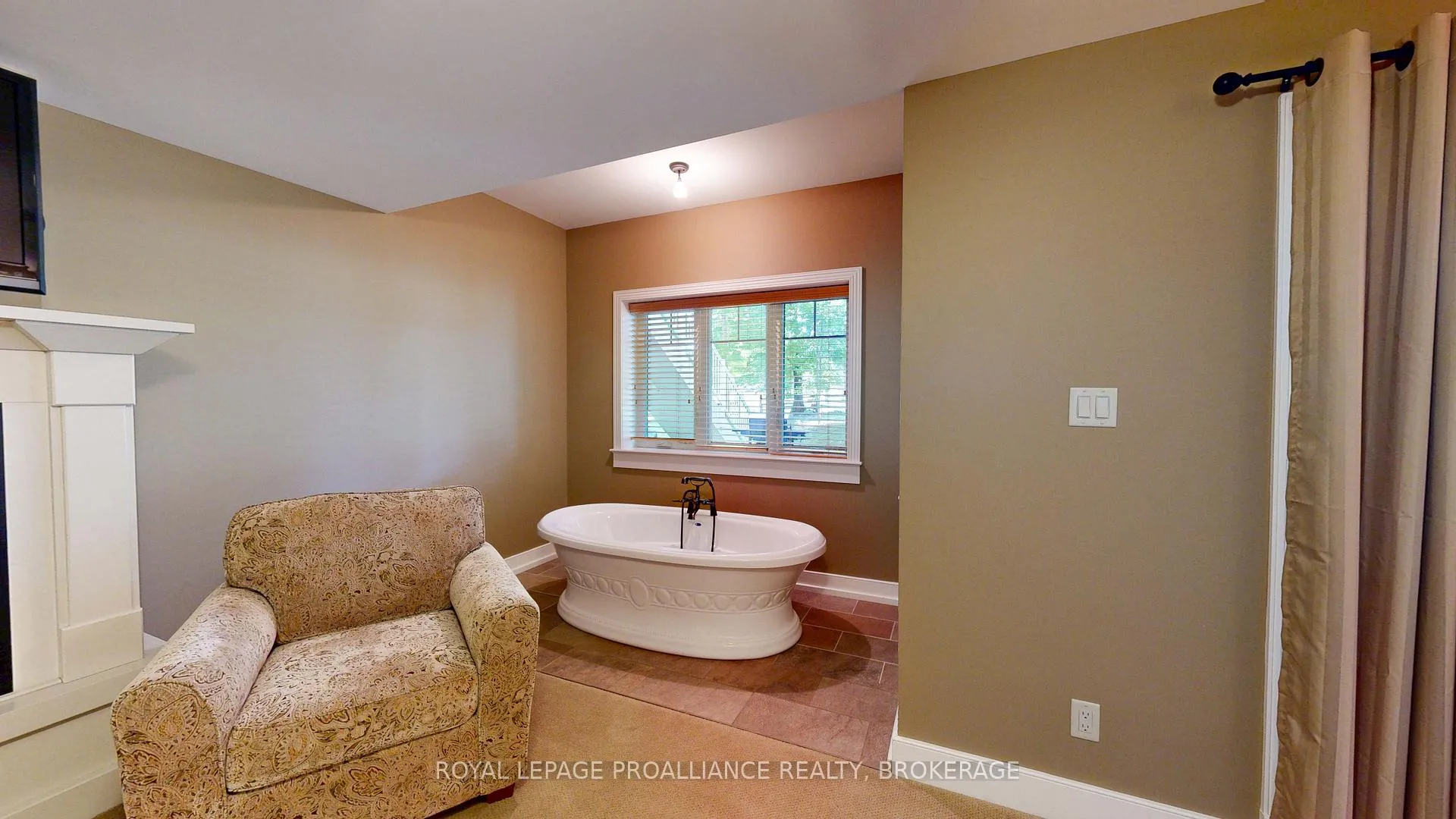Photo 27 of Unit 12-4, 532 10th Concession Road, Rideau Lakes, Rideau Lakes (North Crosby) Twp — HOMEH