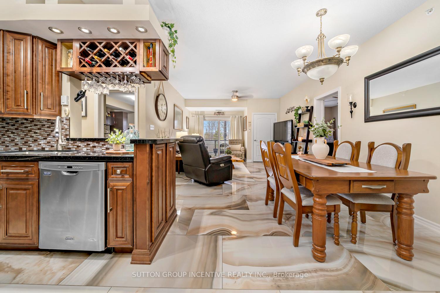 Photo 9 of Unit 107, 42 Ferndale Drive S, Barrie, Ardagh — HOMEH