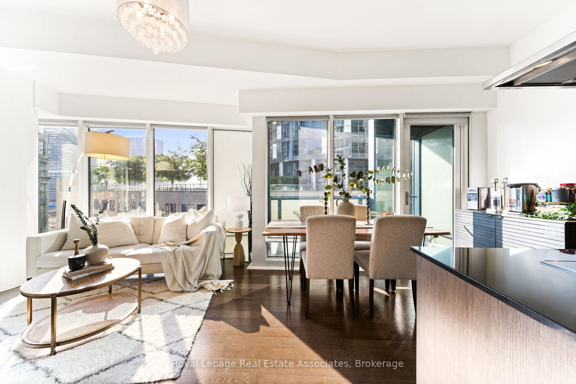 Photo 14 of Unit 507, 8 The Esplanade, Toronto, Waterfront Communities — HOMEH
