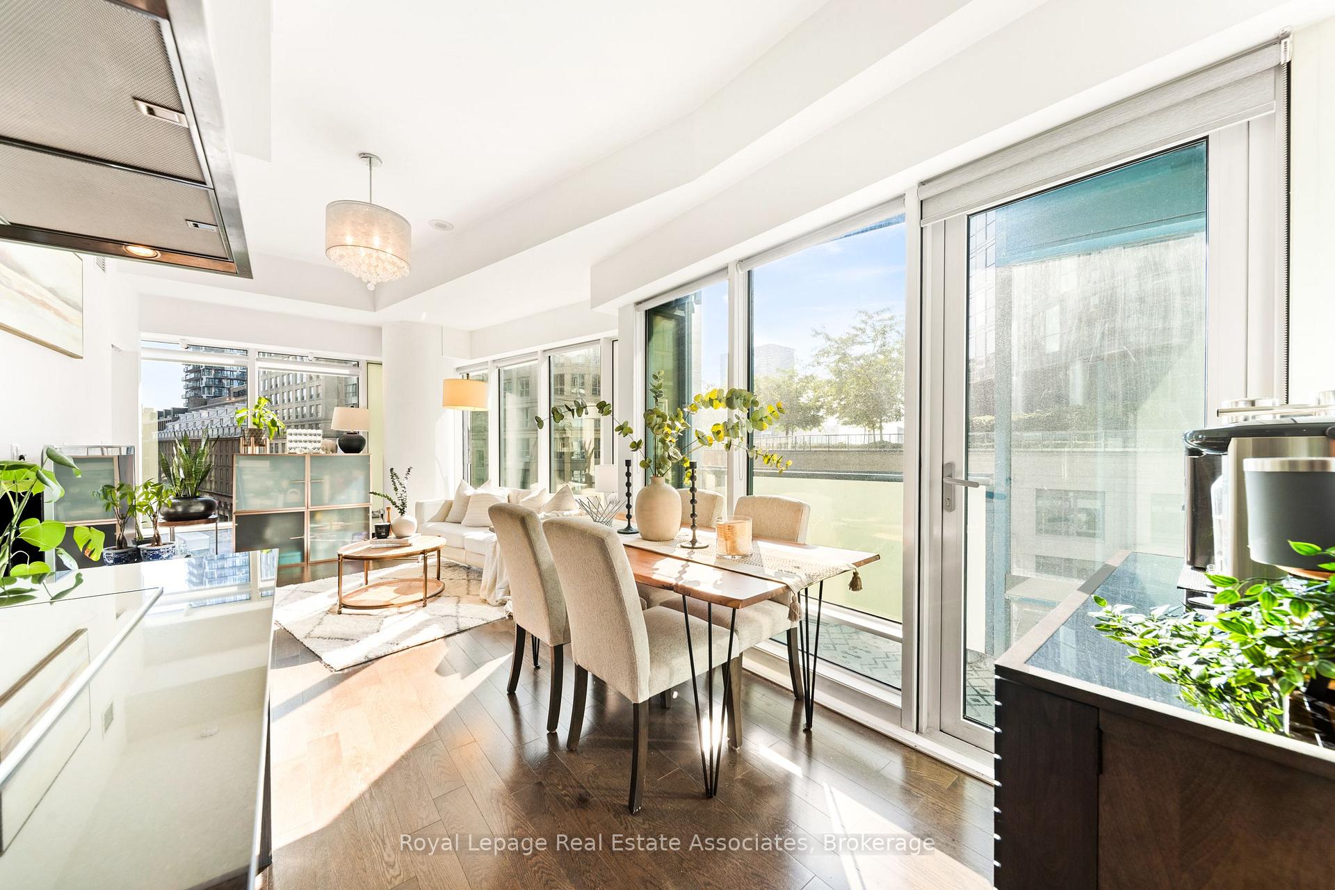 Photo 15 of Unit 507, 8 The Esplanade, Toronto, Waterfront Communities — HOMEH