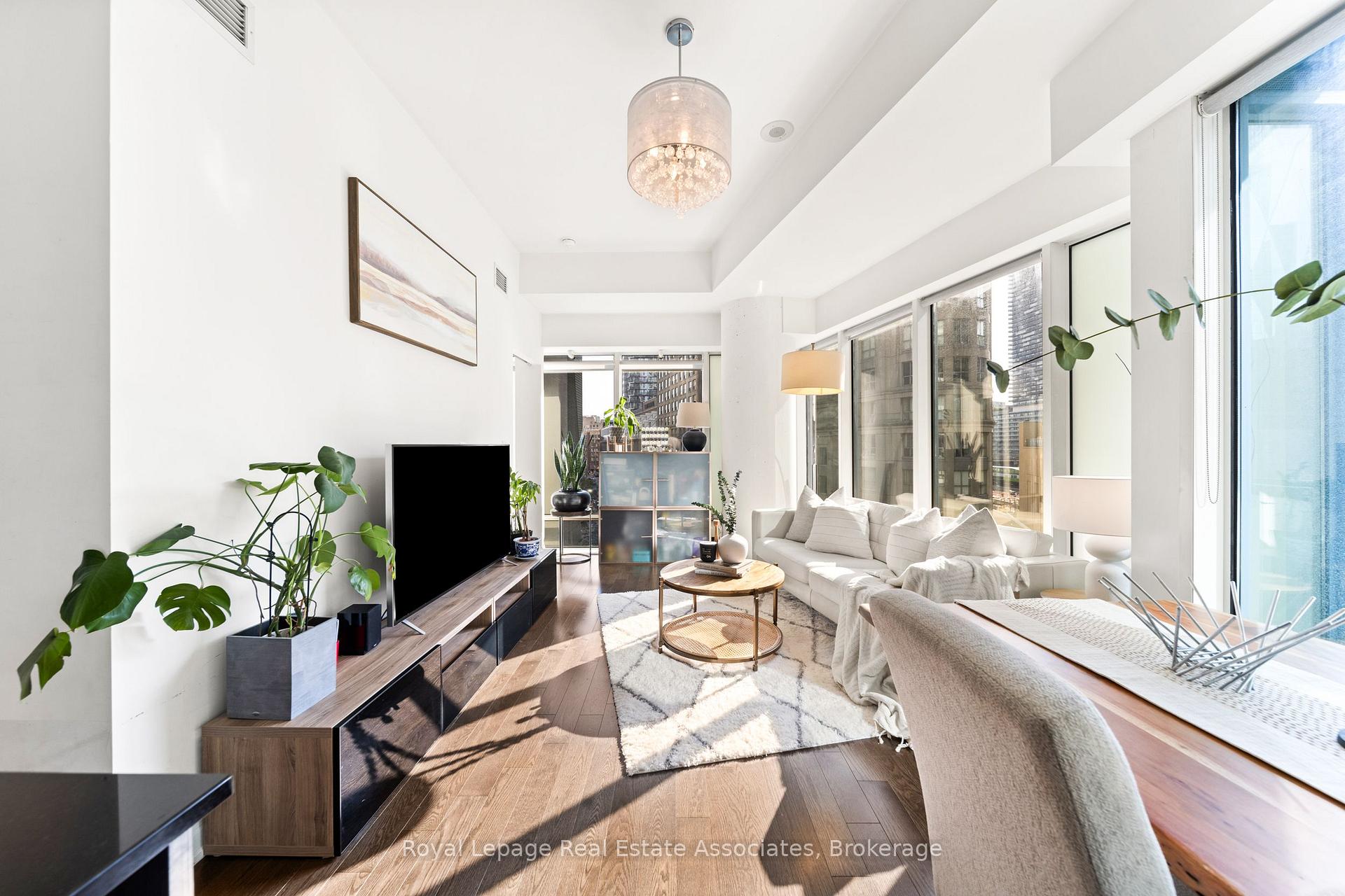 Photo 19 of Unit 507, 8 The Esplanade, Toronto, Waterfront Communities — HOMEH