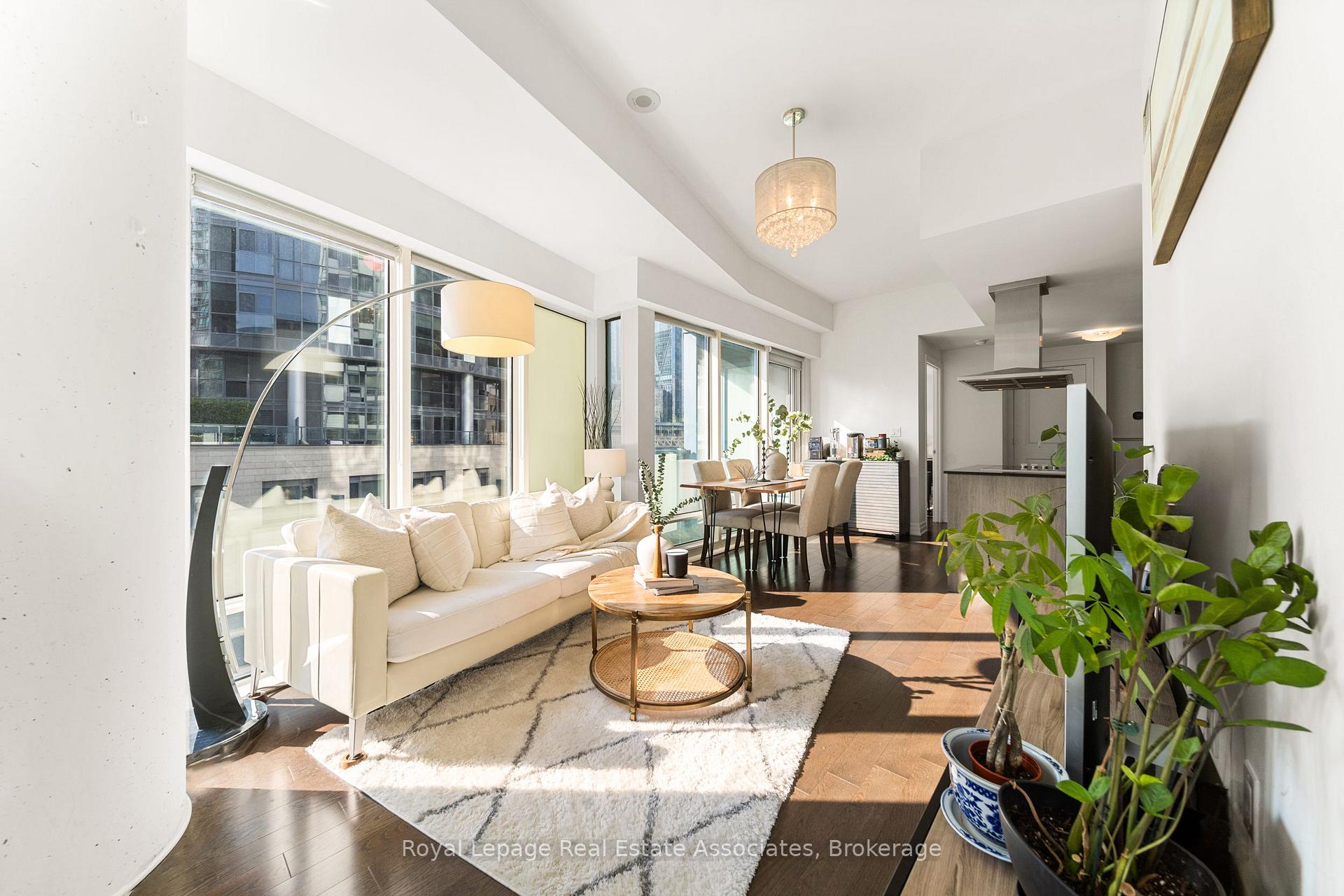 Photo 21 of Unit 507, 8 The Esplanade, Toronto, Waterfront Communities — HOMEH