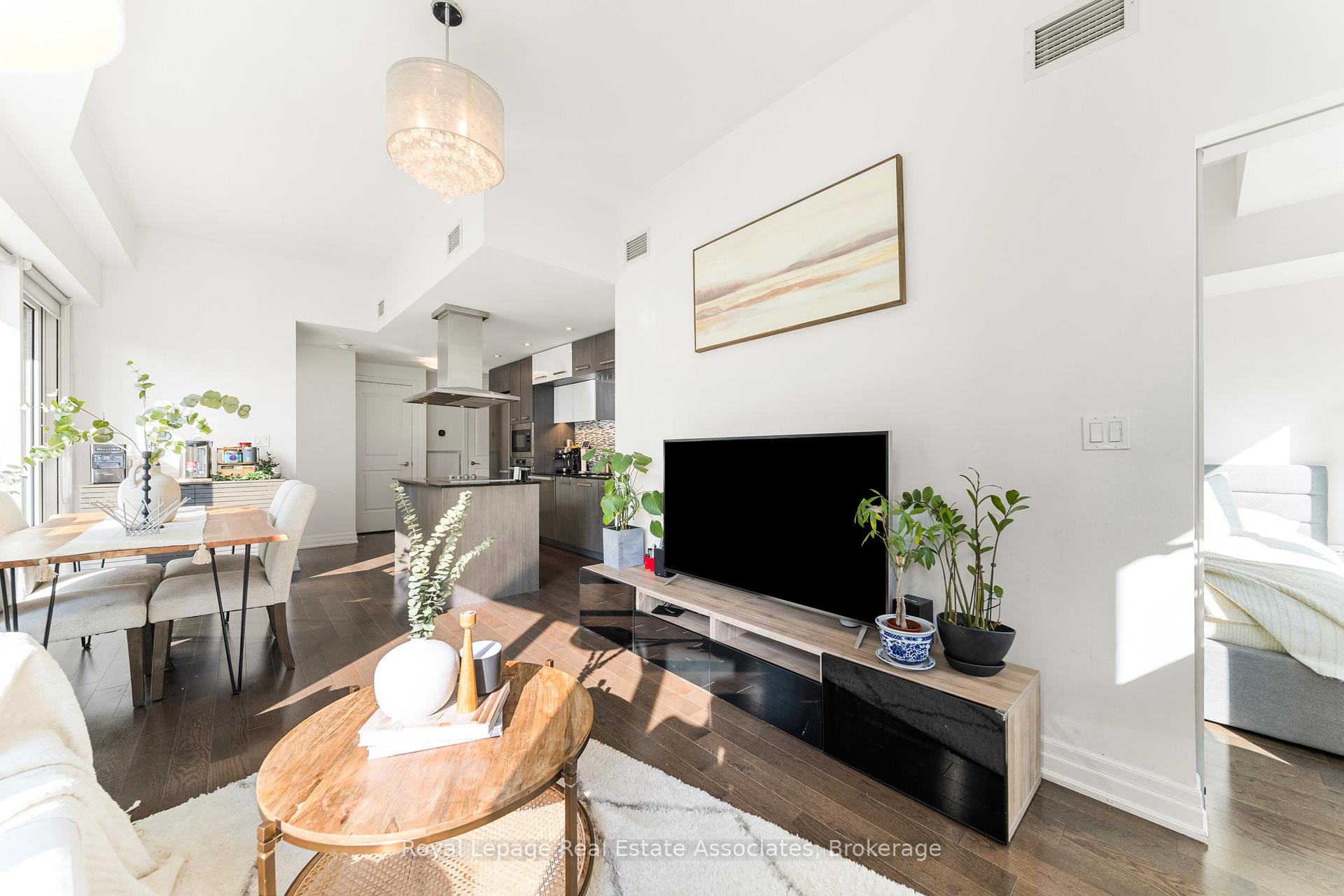 Photo 22 of Unit 507, 8 The Esplanade, Toronto, Waterfront Communities — HOMEH