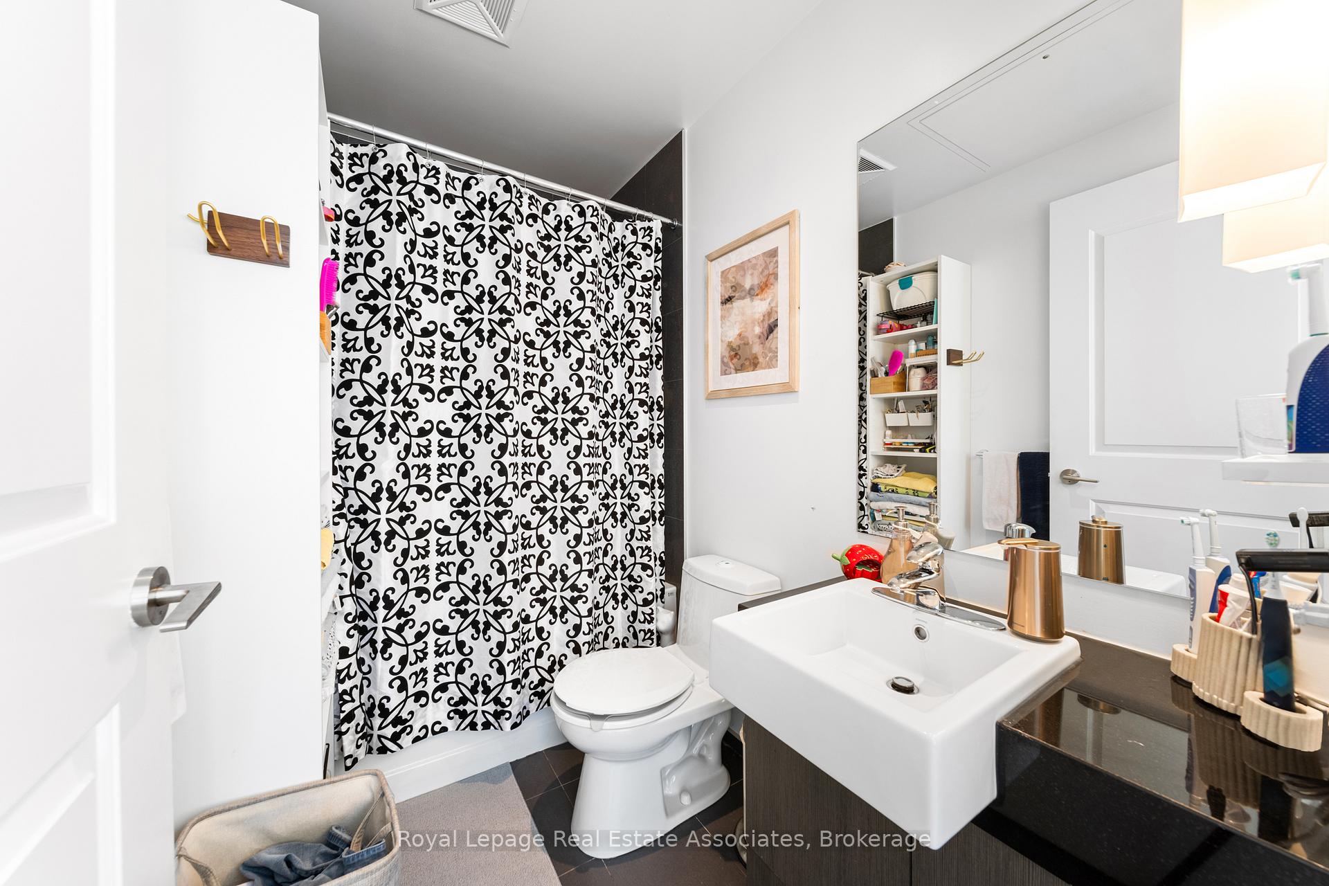 Photo 28 of Unit 507, 8 The Esplanade, Toronto, Waterfront Communities — HOMEH