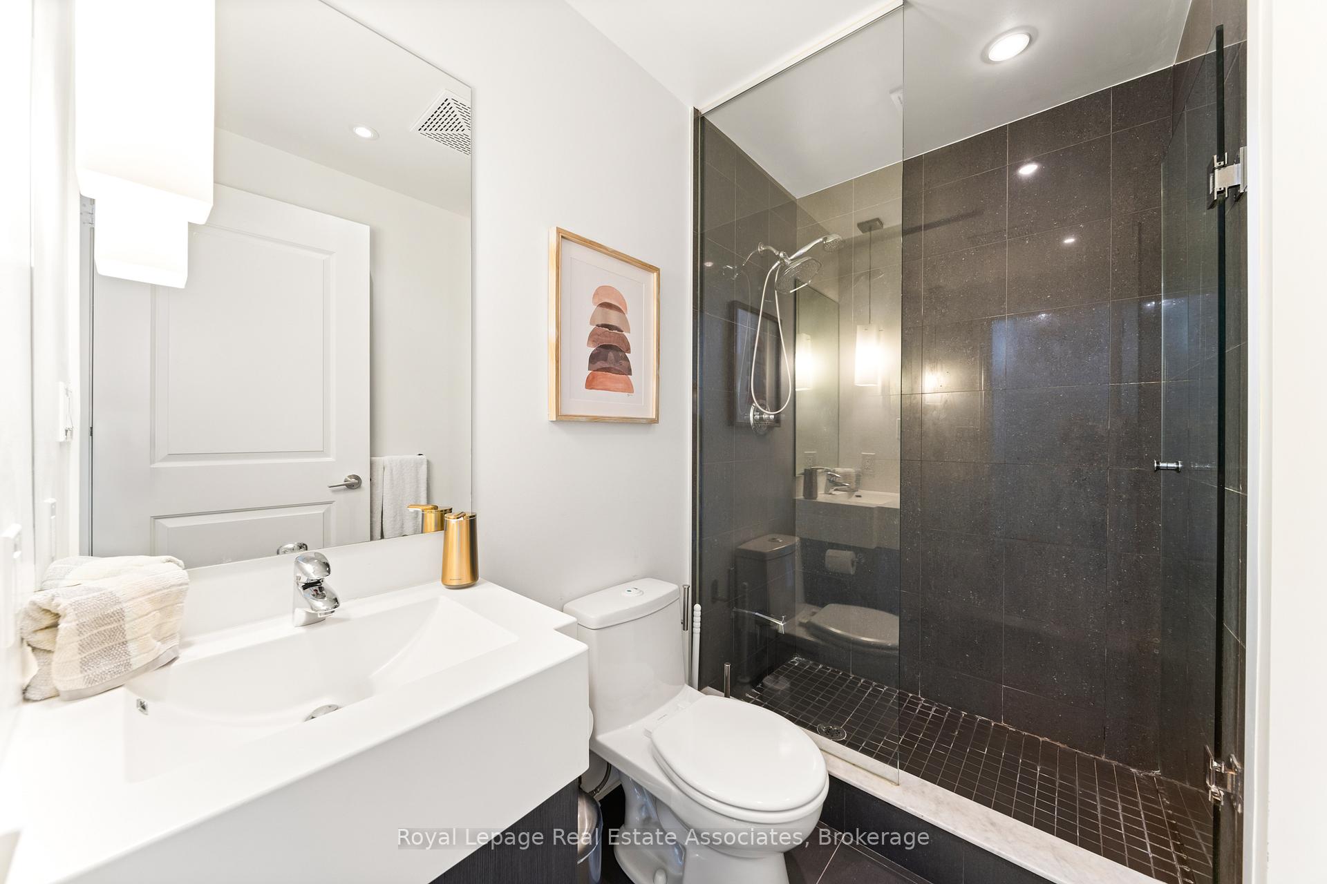 Photo 31 of Unit 507, 8 The Esplanade, Toronto, Waterfront Communities — HOMEH
