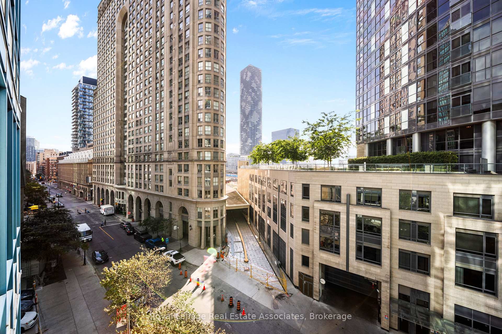 Photo 35 of Unit 507, 8 The Esplanade, Toronto, Waterfront Communities — HOMEH